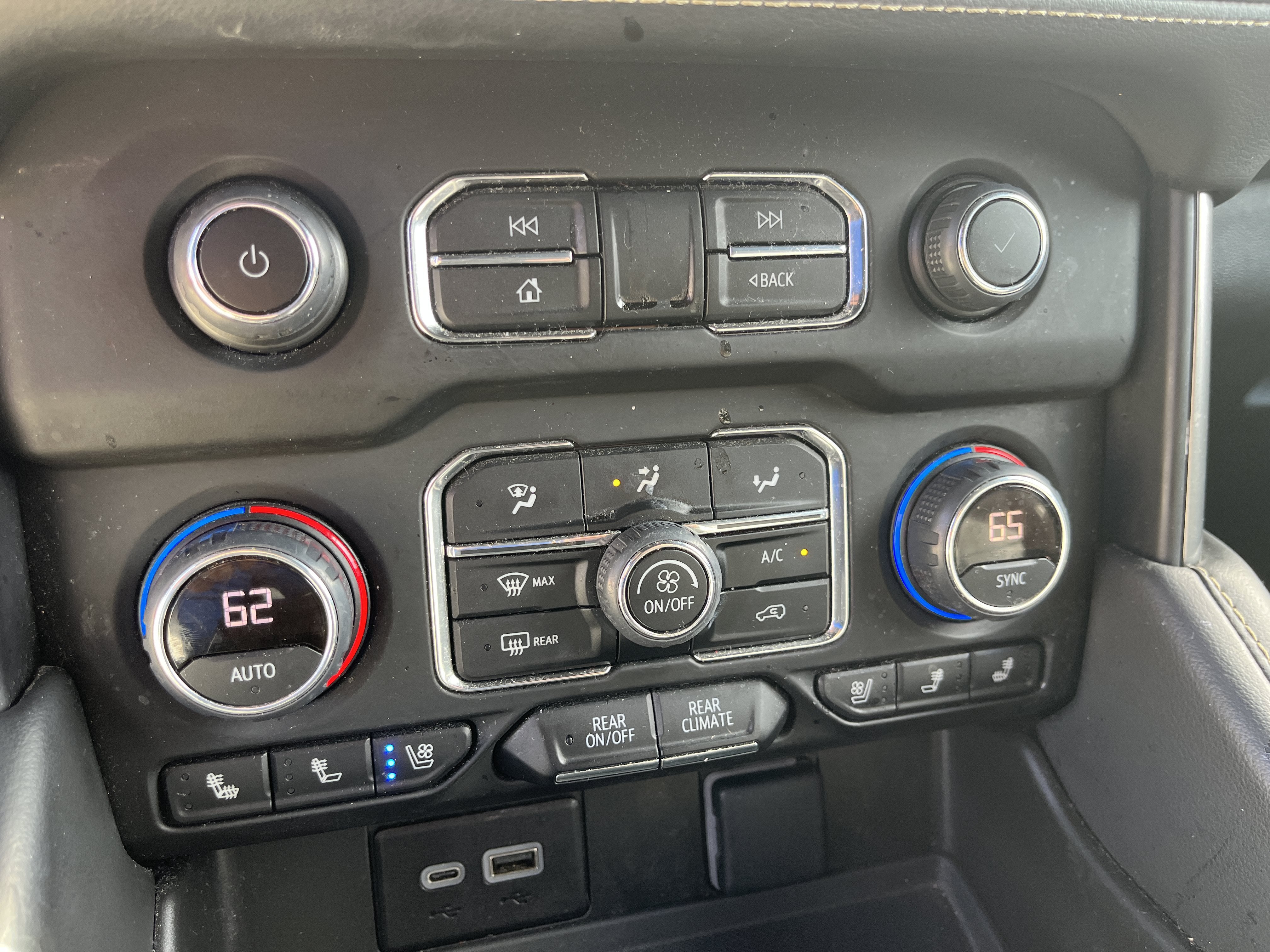 2023 Chevrolet Tahoe Premier