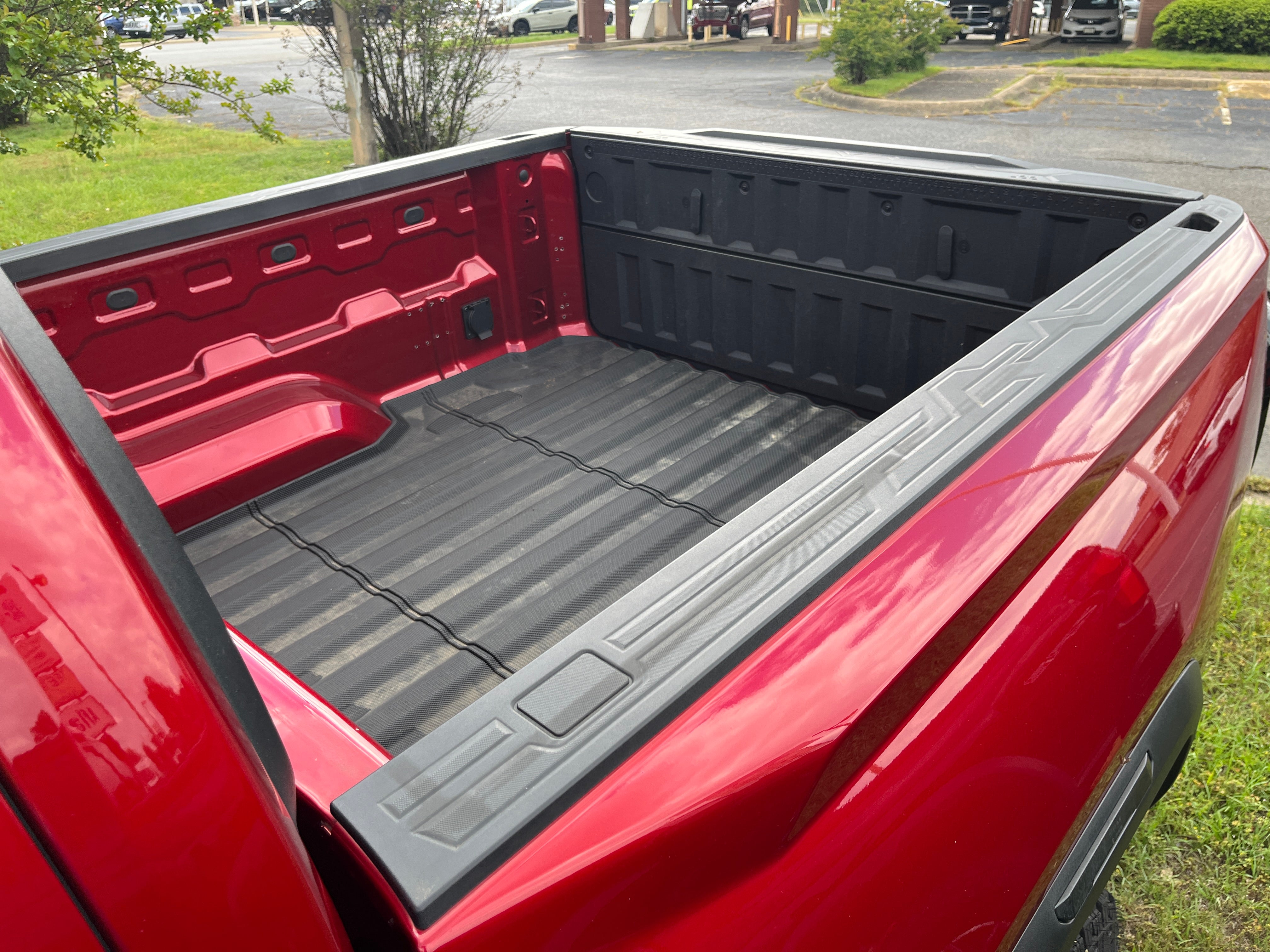 2024 GMC Canyon AT4