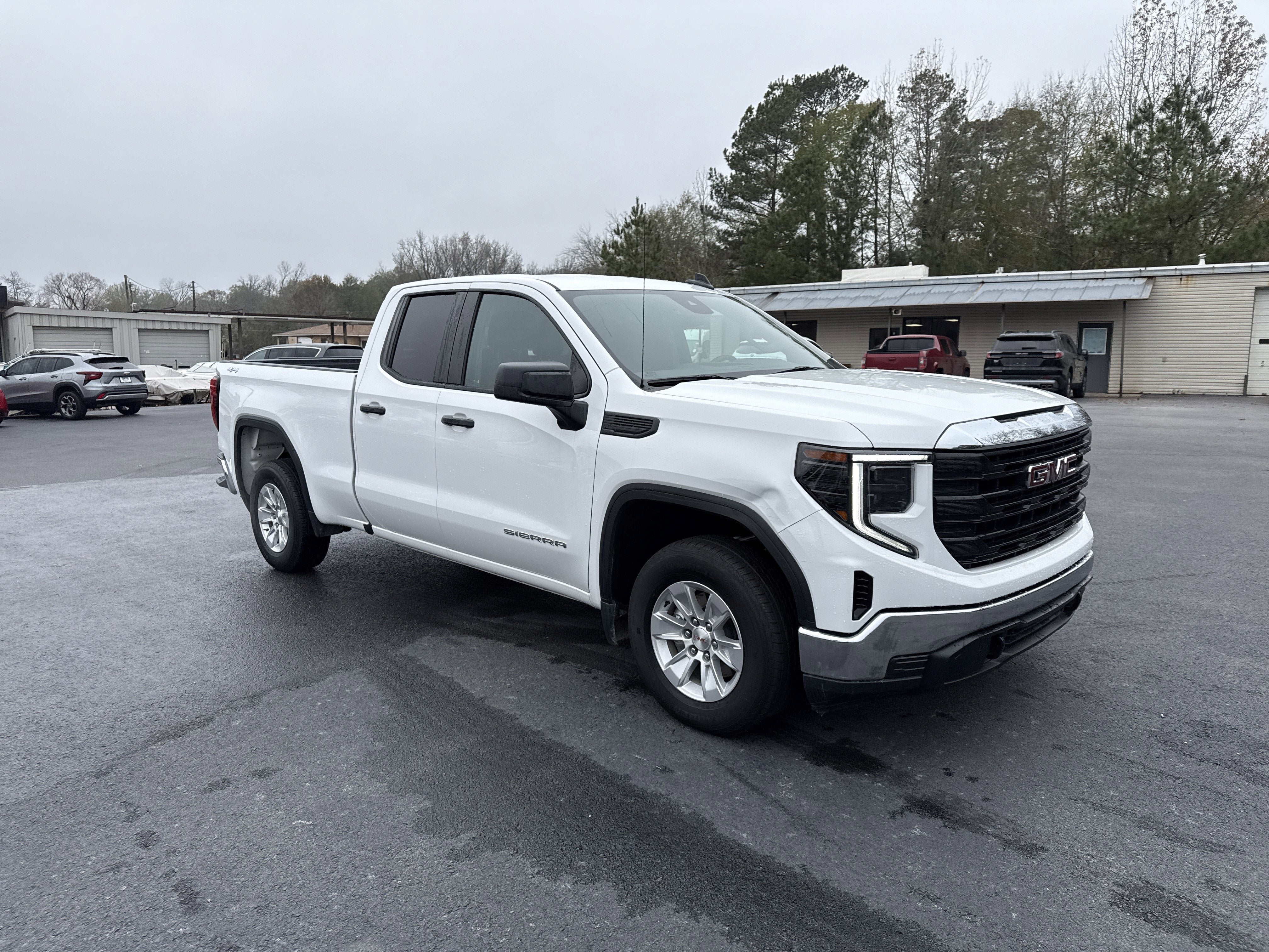 2024 GMC Sierra 1500 Base