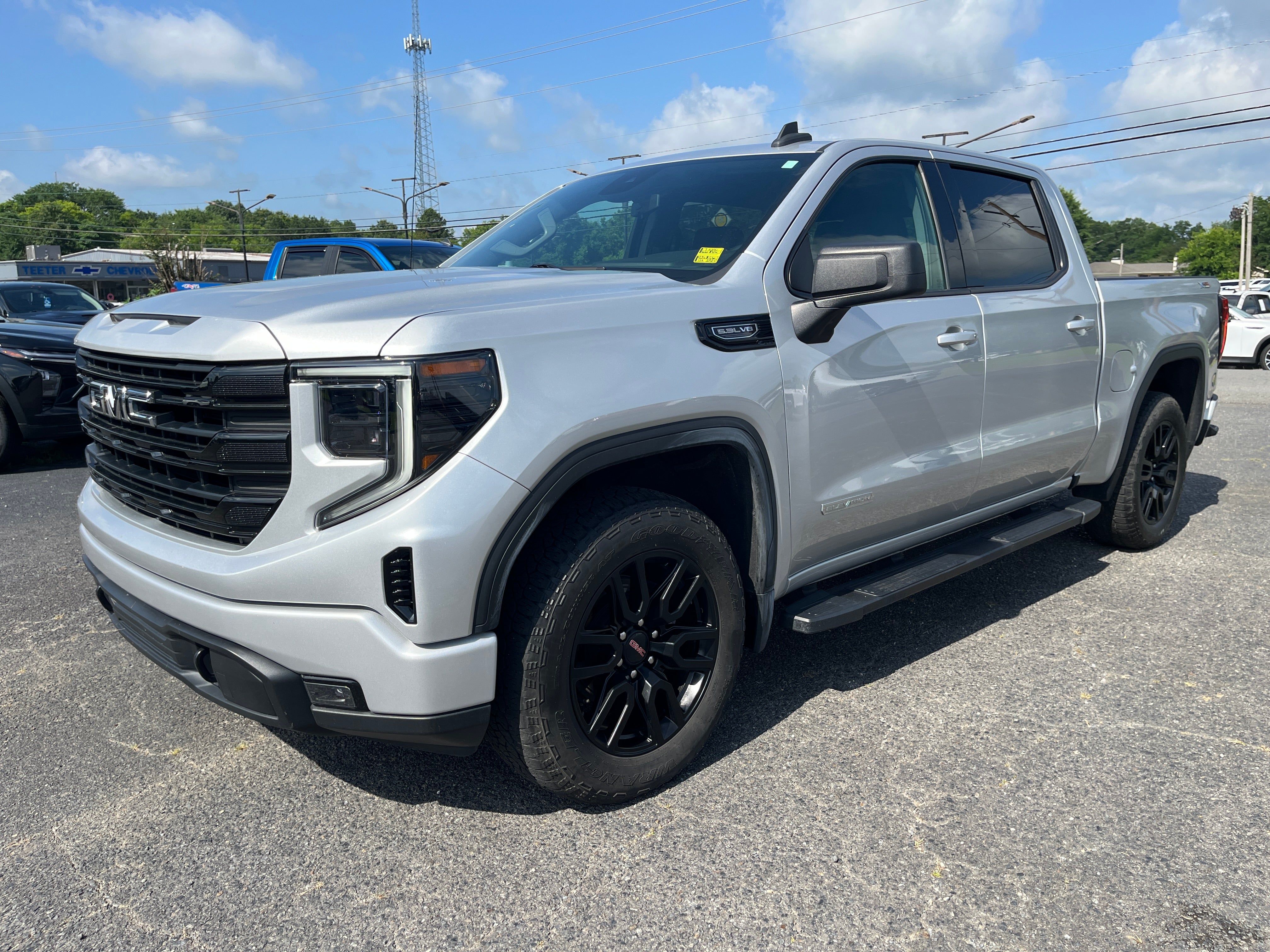 2022 GMC Sierra 1500 Elevation