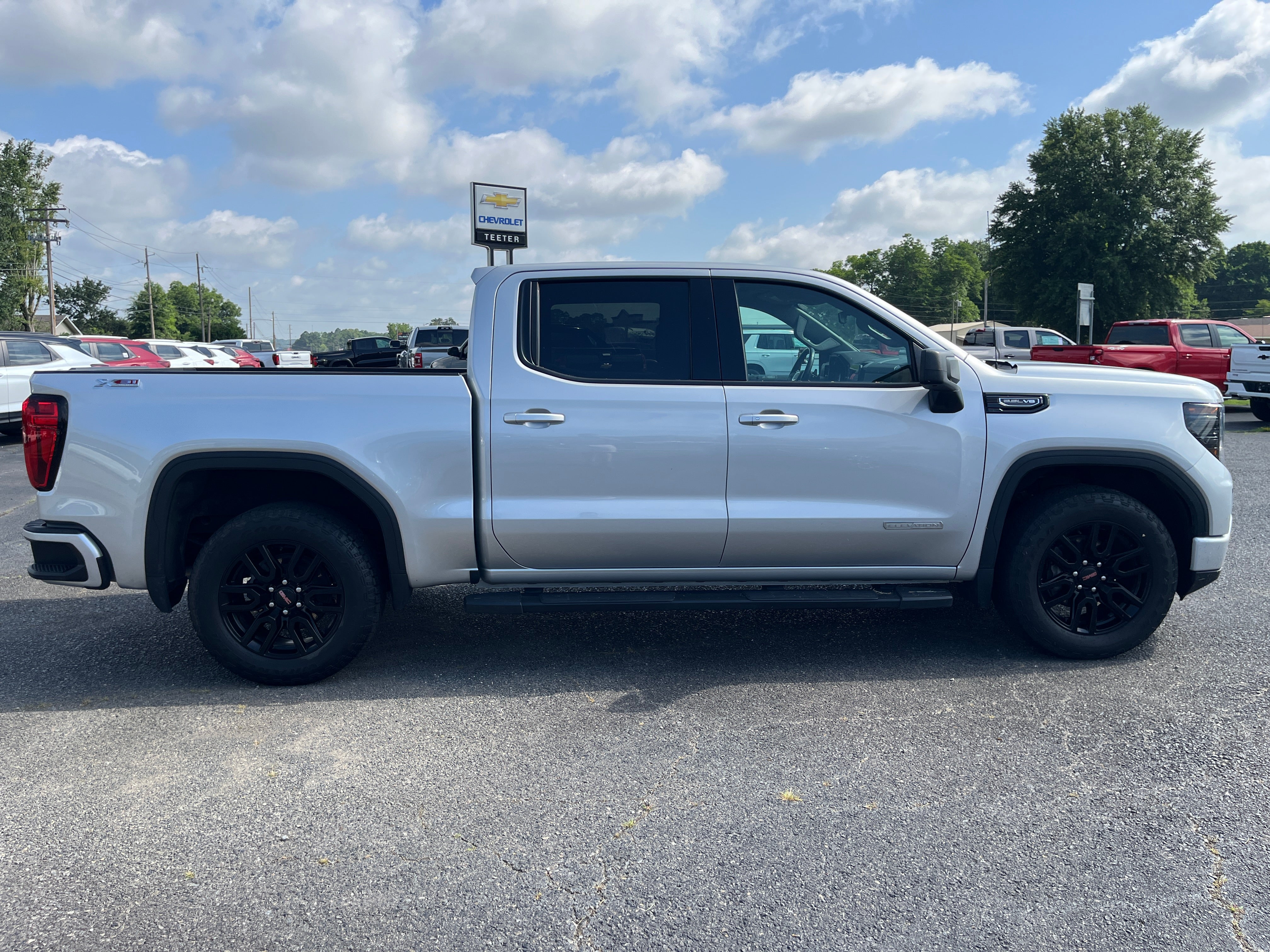 2022 GMC Sierra 1500 Elevation