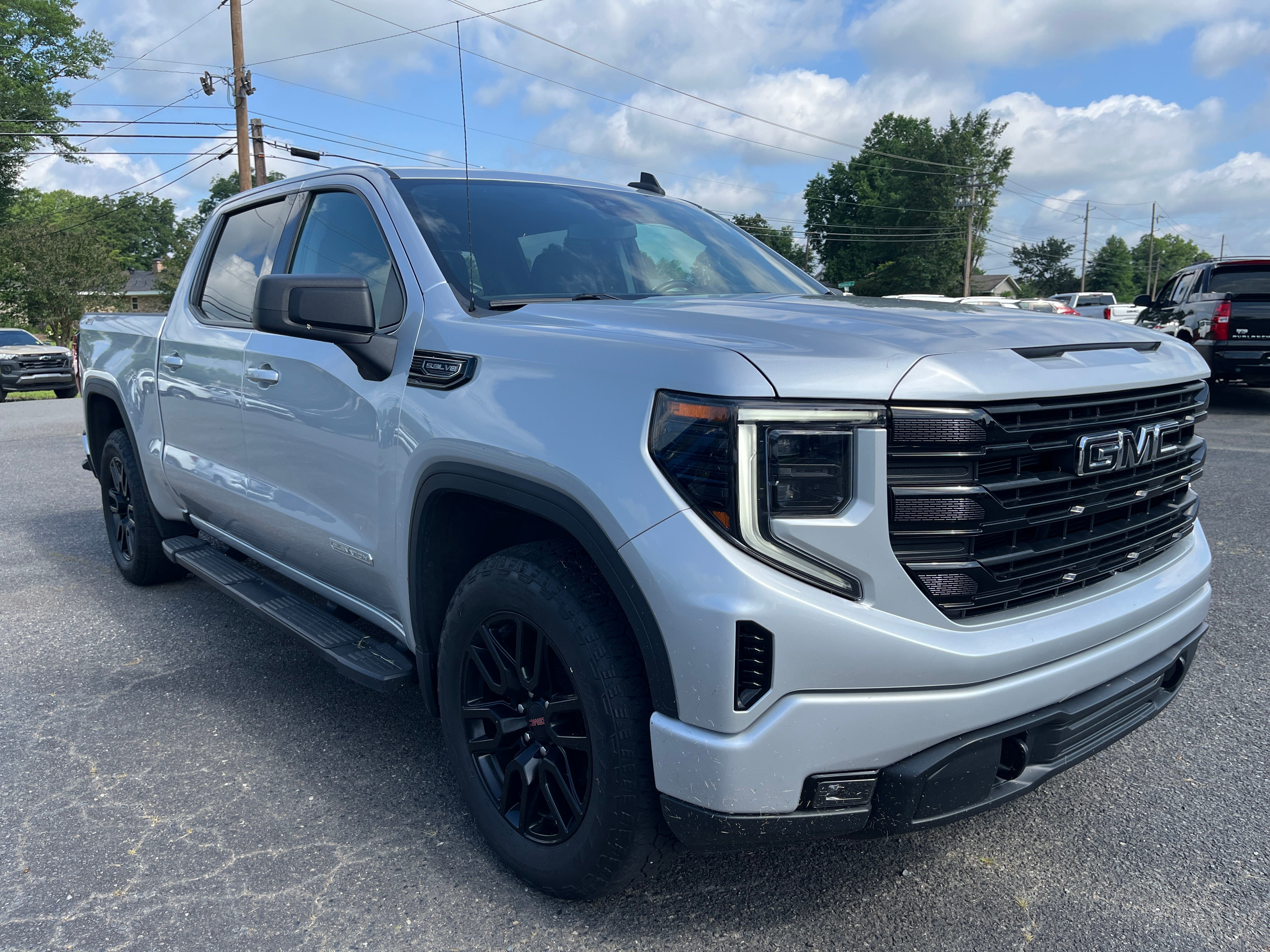 2022 GMC Sierra 1500 Elevation