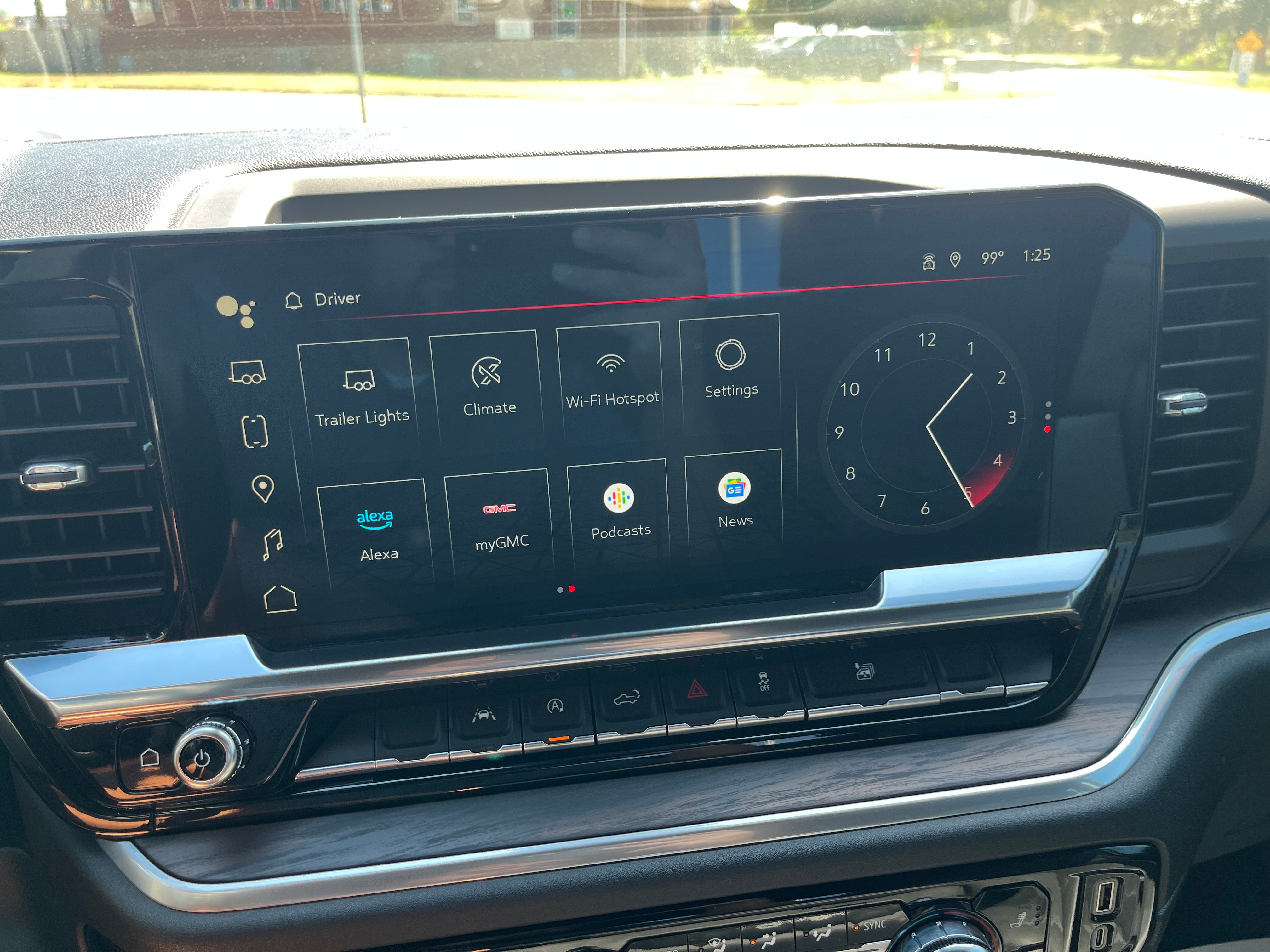 2024 GMC Sierra 1500 SLT - Photo 26