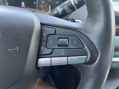 2022 Cadillac XT4 AWD Premium Luxury