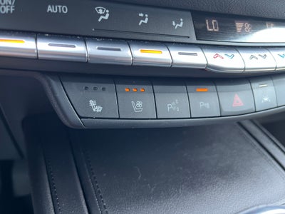2022 Cadillac XT4 AWD Premium Luxury