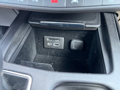 2022 Cadillac XT4 AWD Premium Luxury