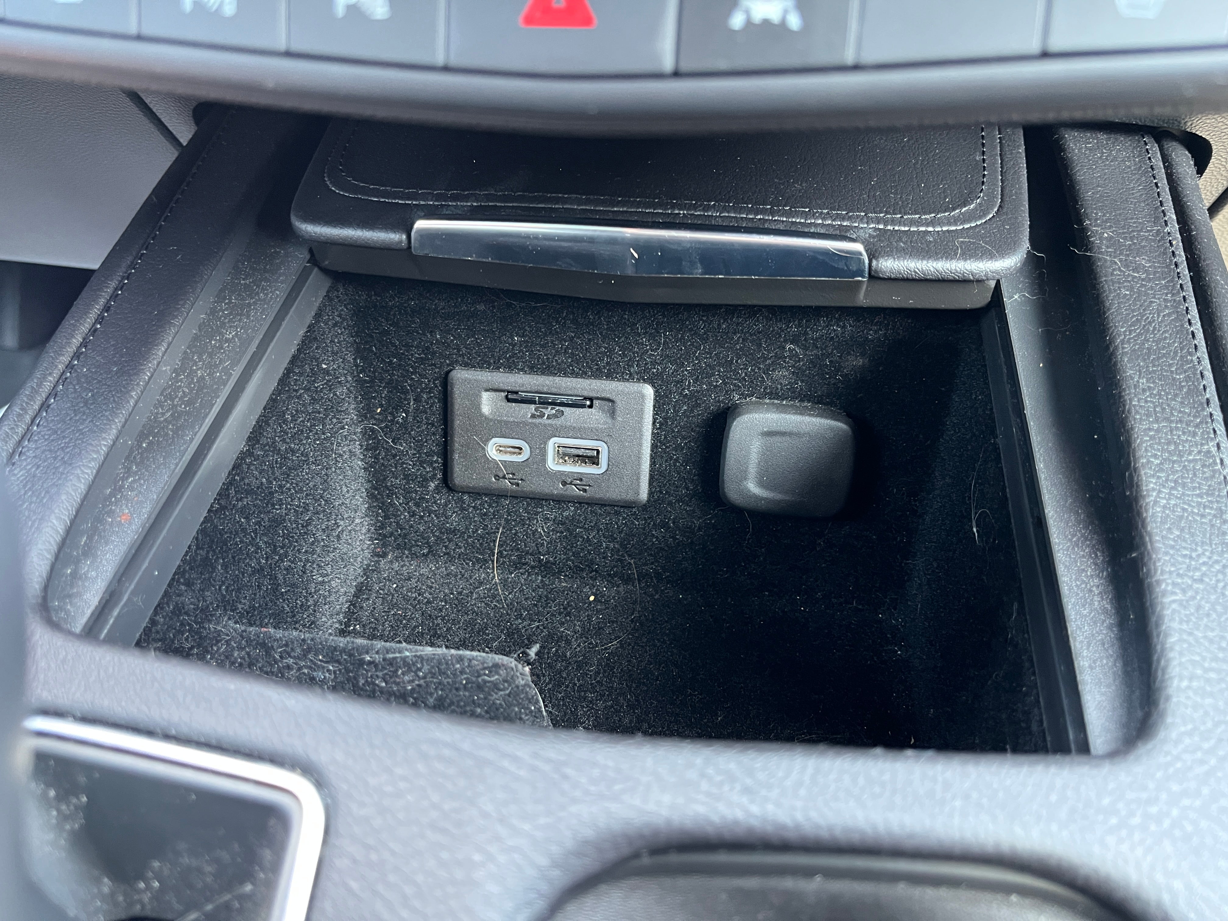 2022 Cadillac XT4 AWD Premium Luxury