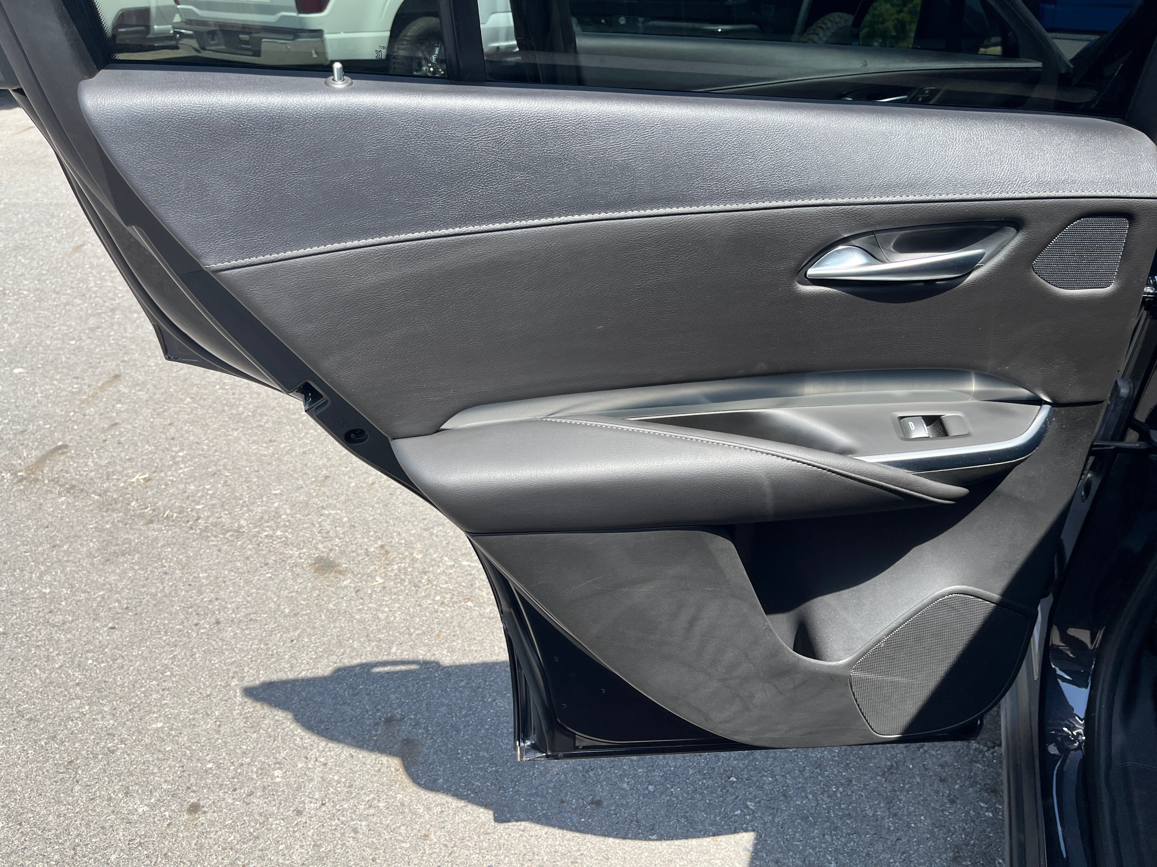 2022 Cadillac XT4 AWD Premium Luxury