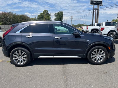 2022 Cadillac XT4 AWD Premium Luxury
