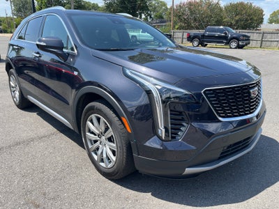 2022 Cadillac XT4 AWD Premium Luxury