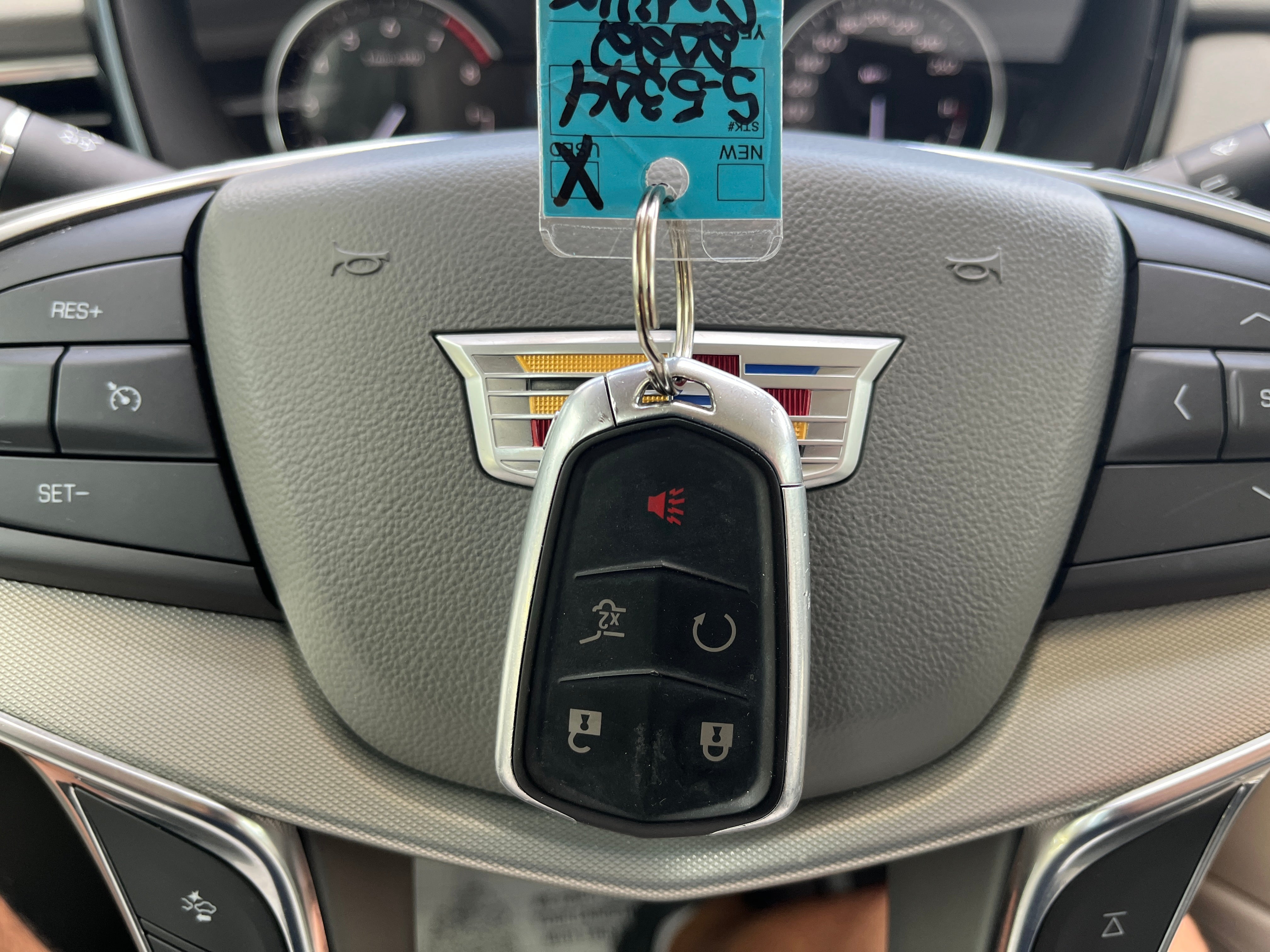 2022 Cadillac XT5 Premium Luxury