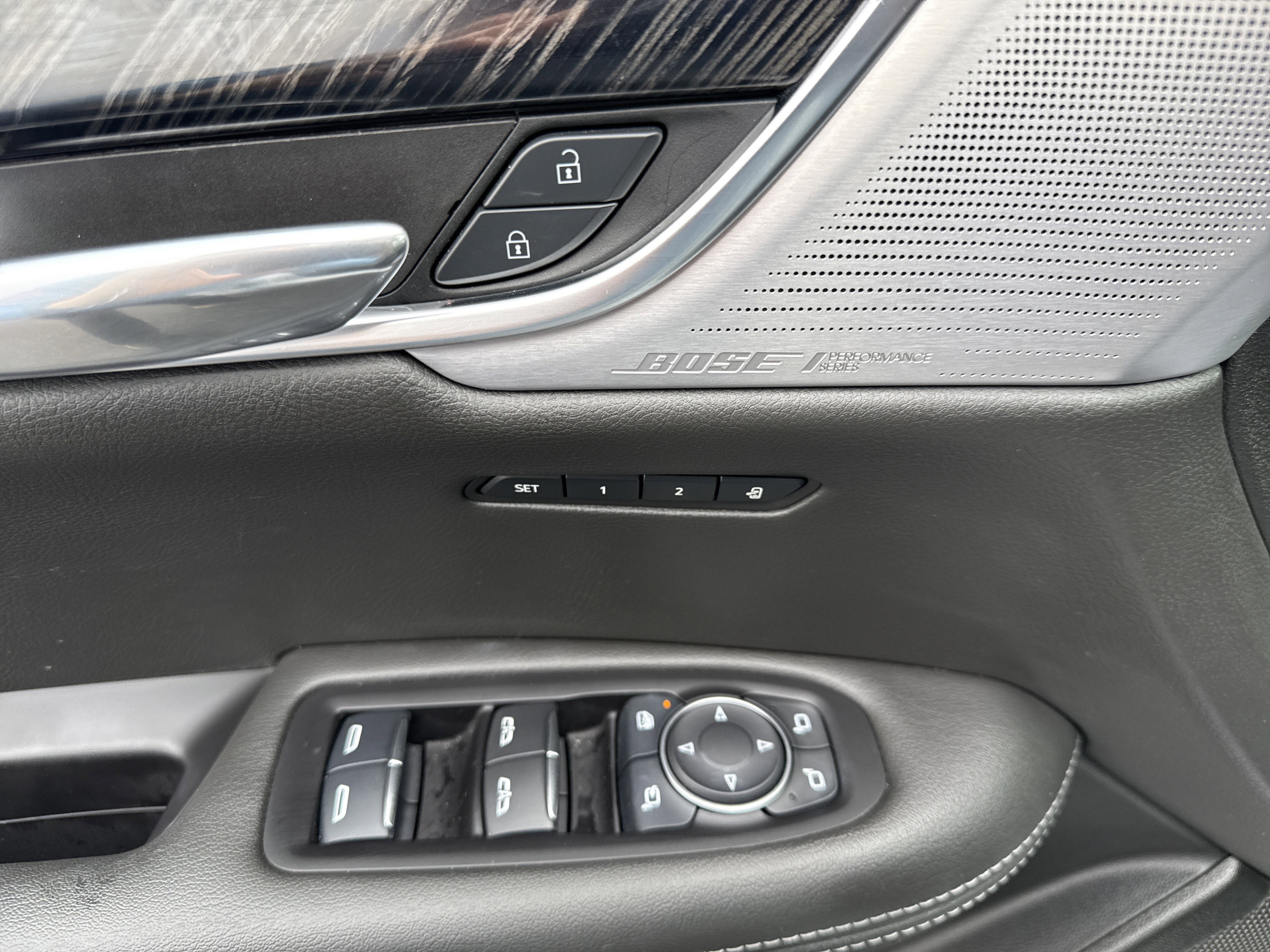 2025 Cadillac XT6 Base