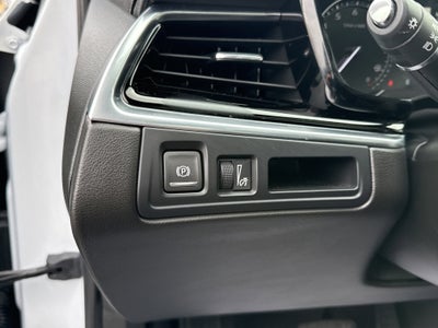 2025 Cadillac XT6 Base