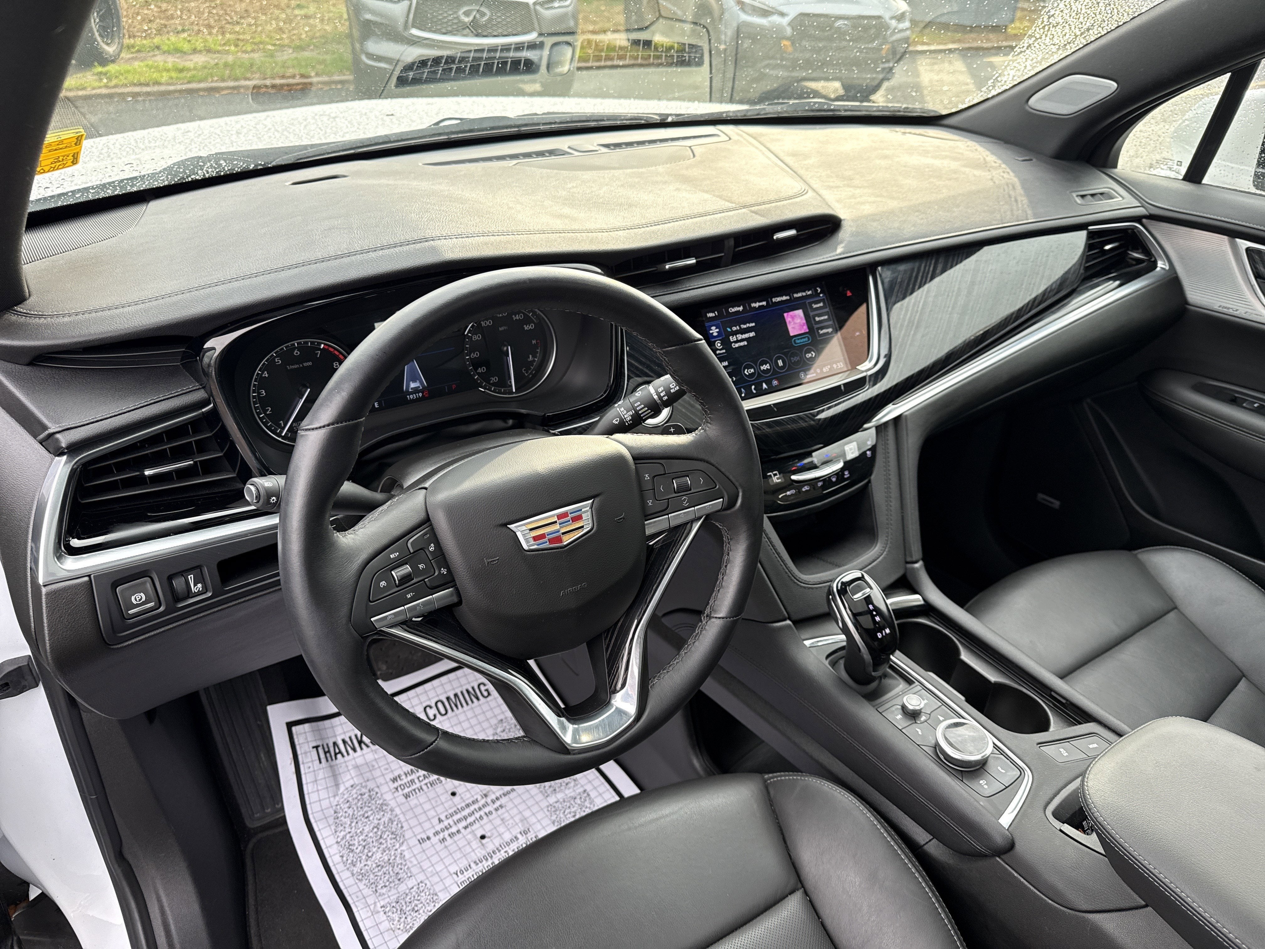 2025 Cadillac XT6 Base
