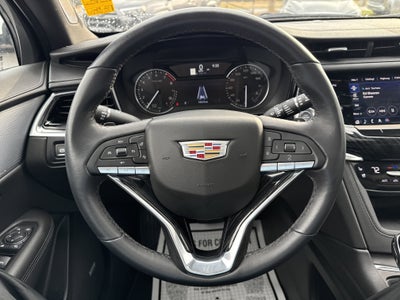 2025 Cadillac XT6 Base