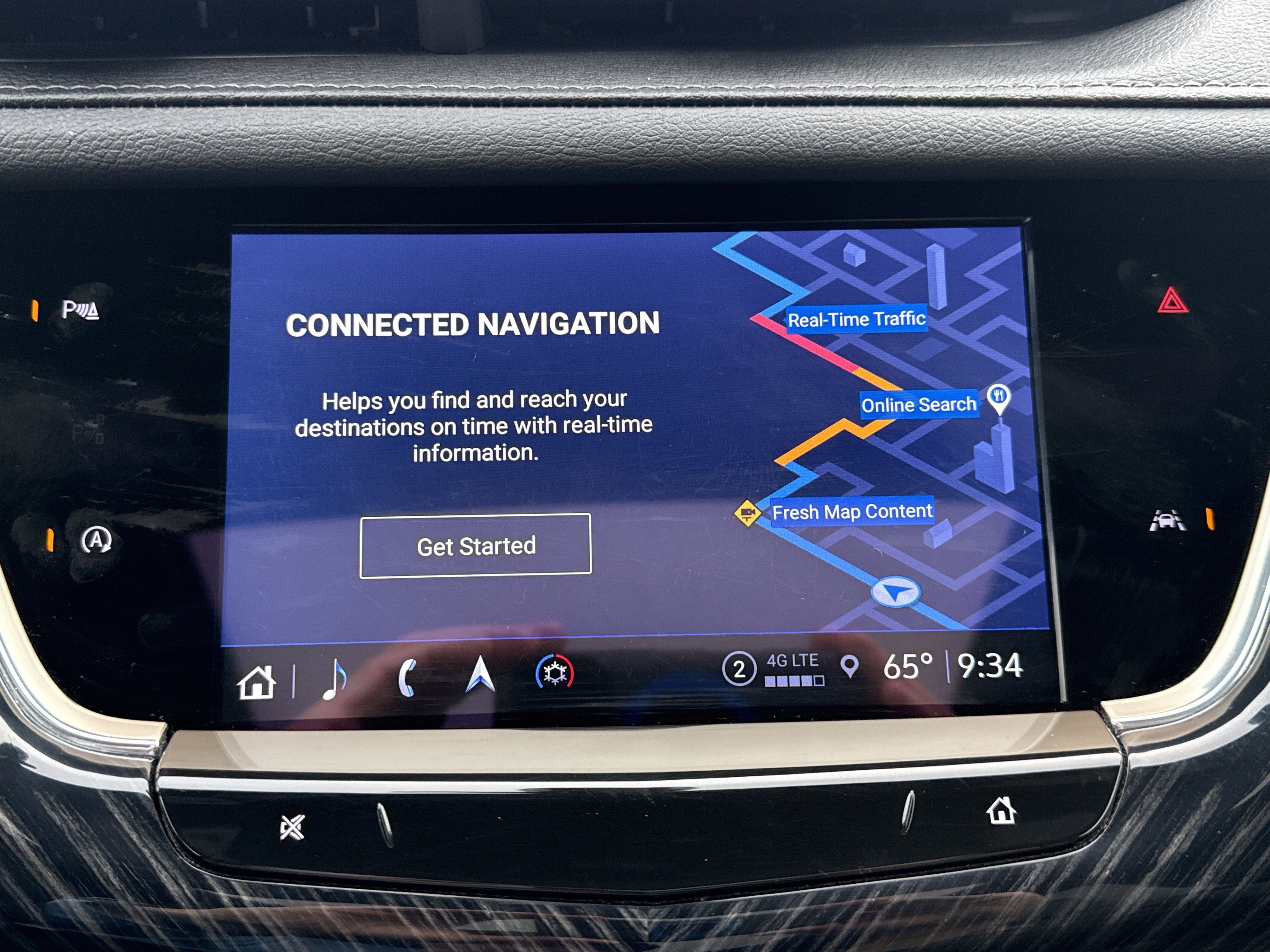 2025 Cadillac XT6 Base