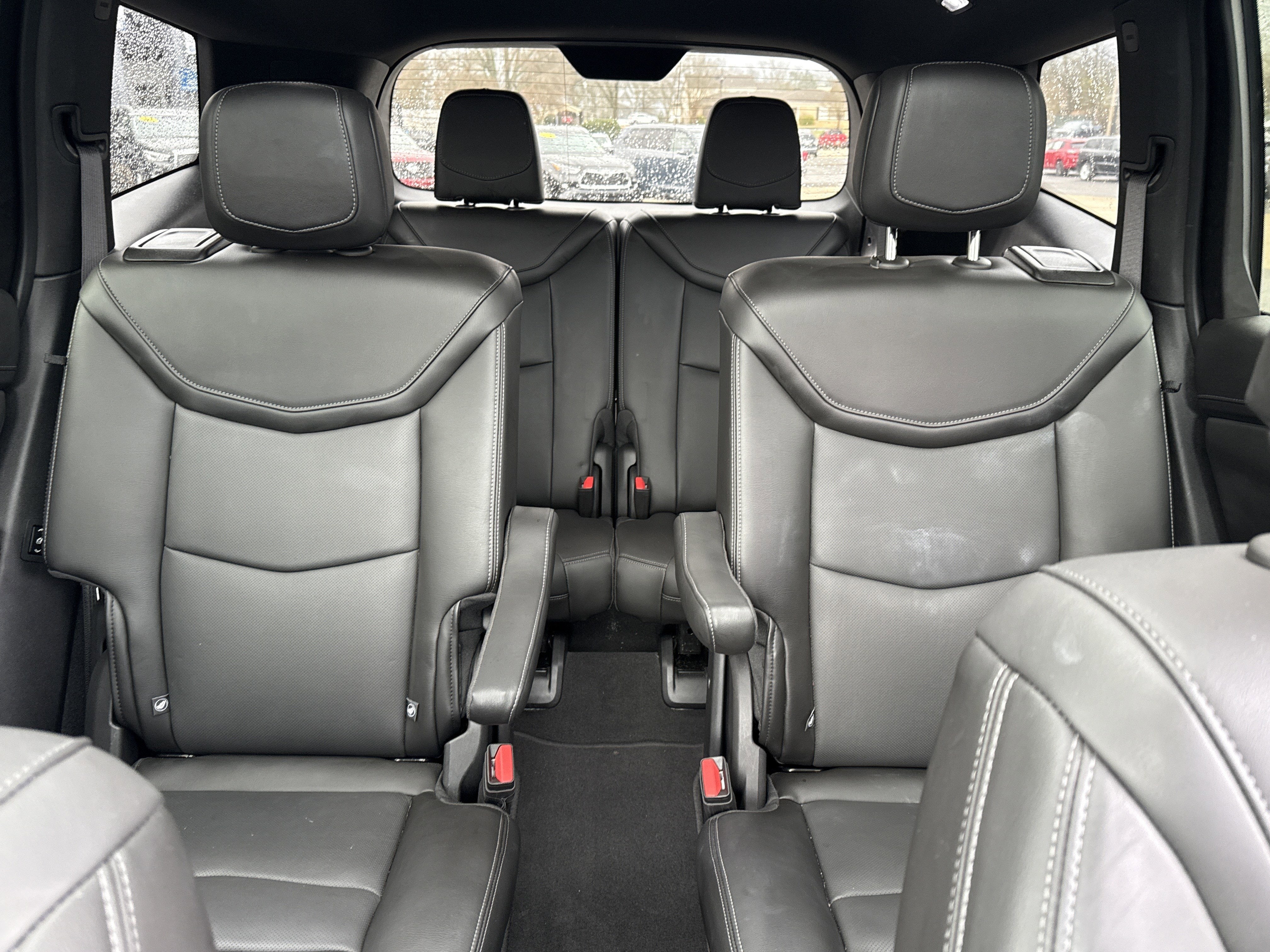 2025 Cadillac XT6 Base