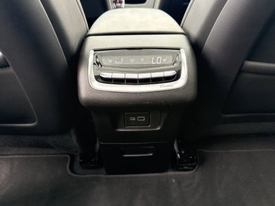 2025 Cadillac XT6 Base