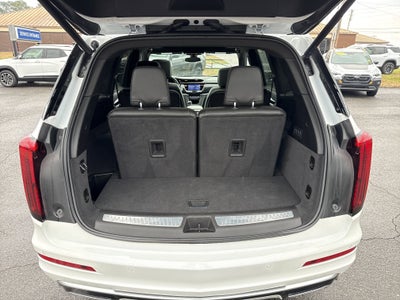 2025 Cadillac XT6 Base