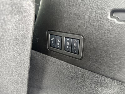 2025 Cadillac XT6 Base