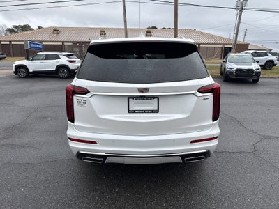 2025 Cadillac XT6 Base