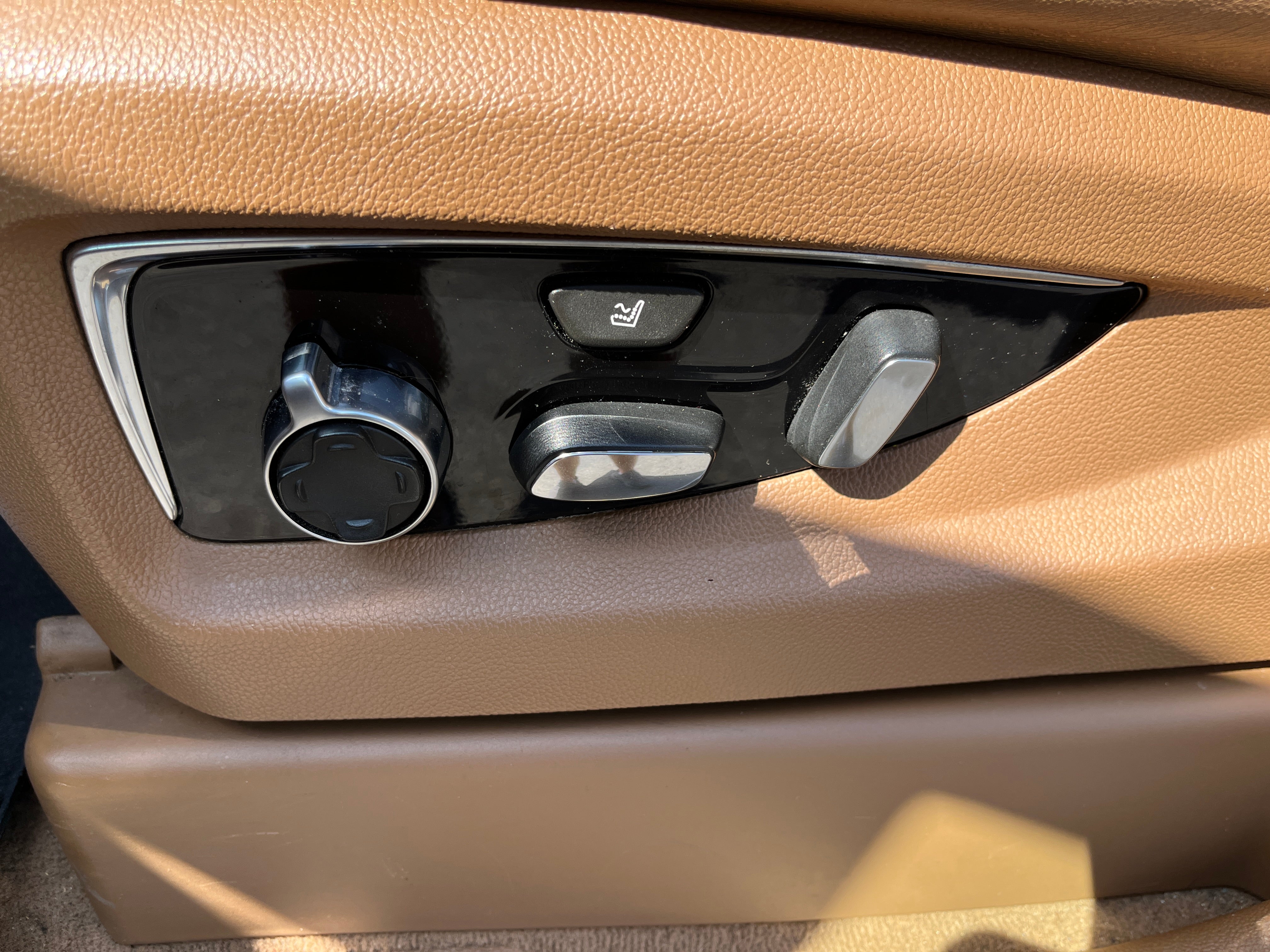 2017 Cadillac Escalade Platinum
