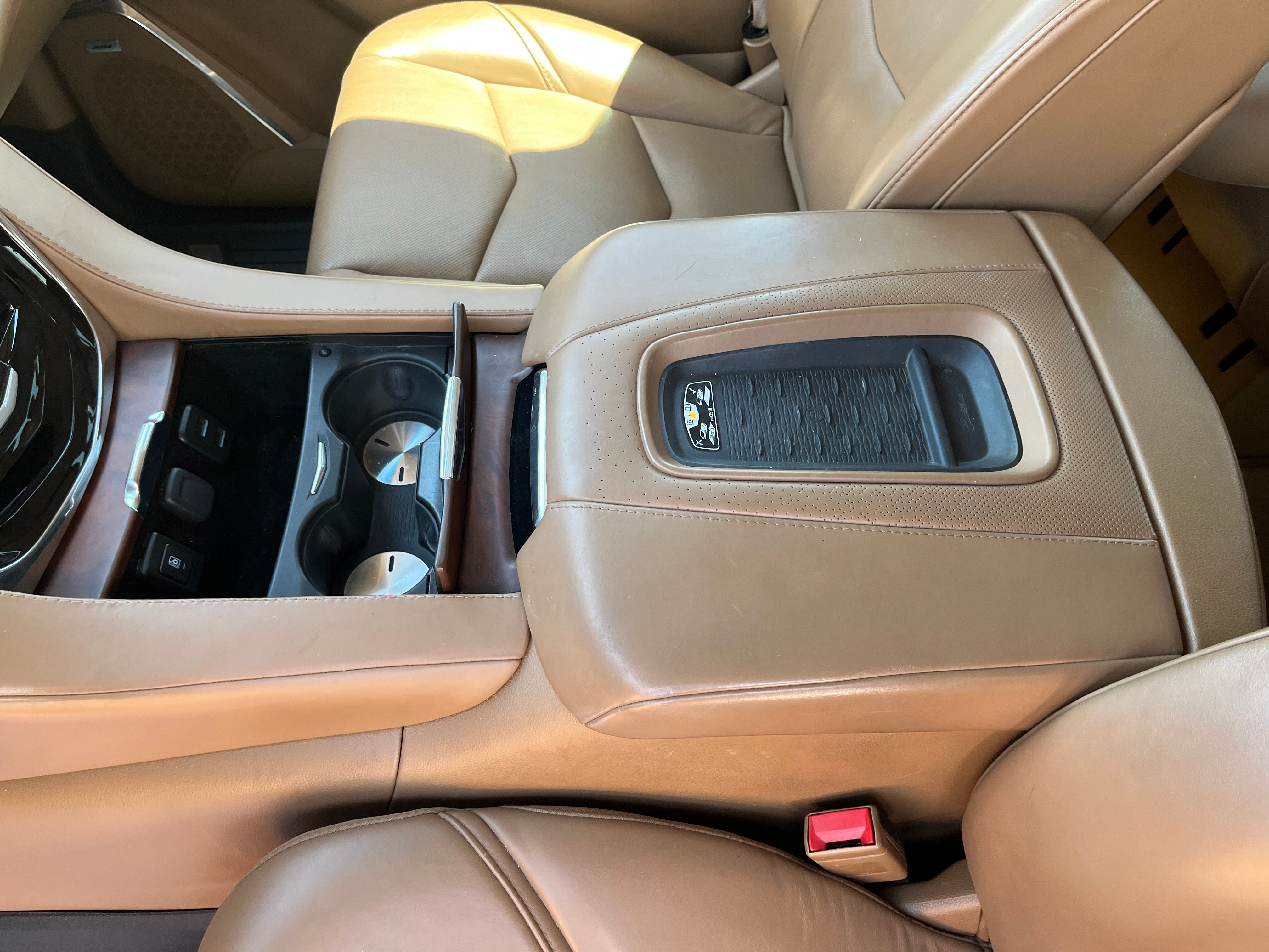 2016 Cadillac Escalade Platinum