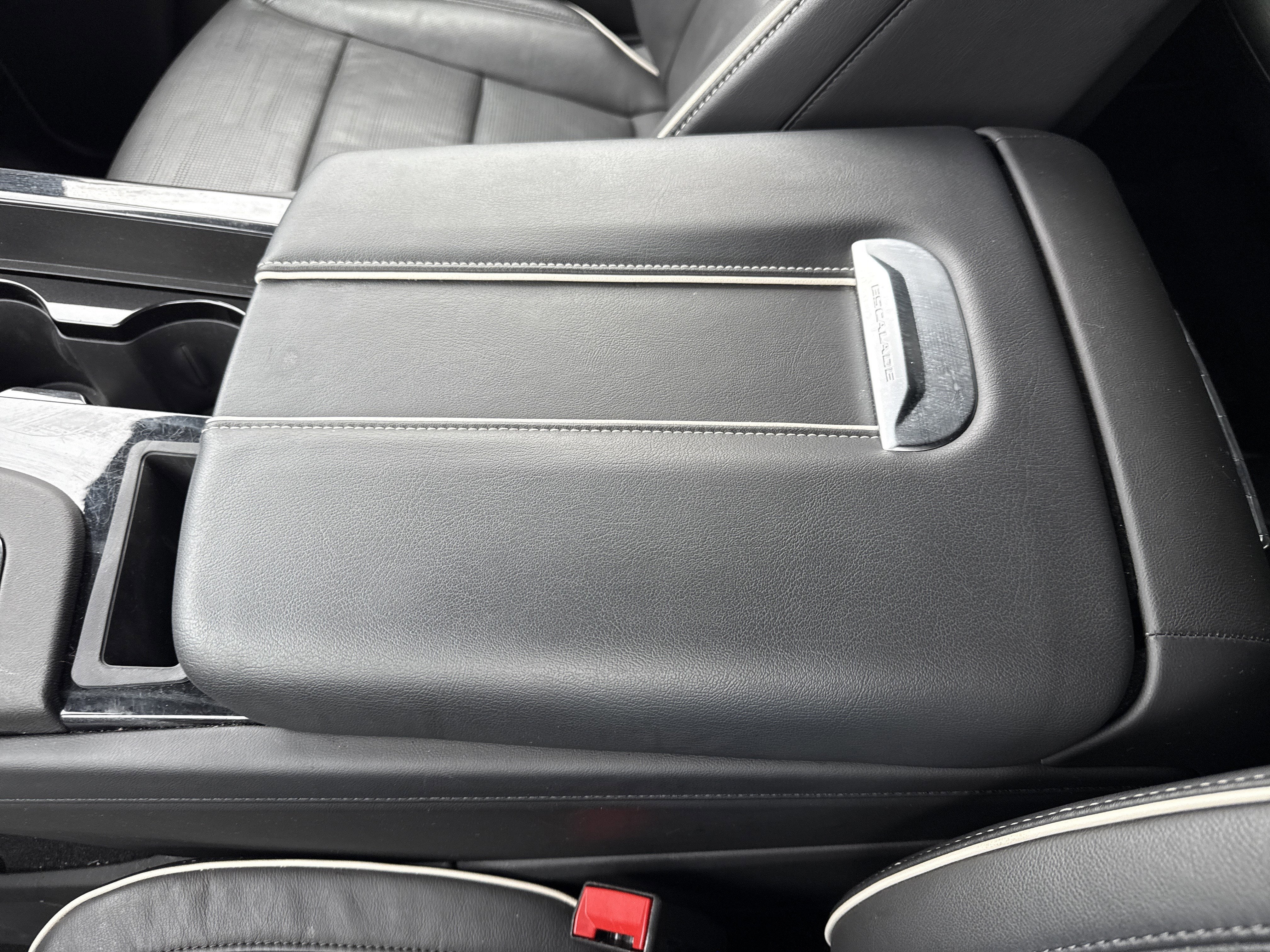 2023 Cadillac Escalade Base