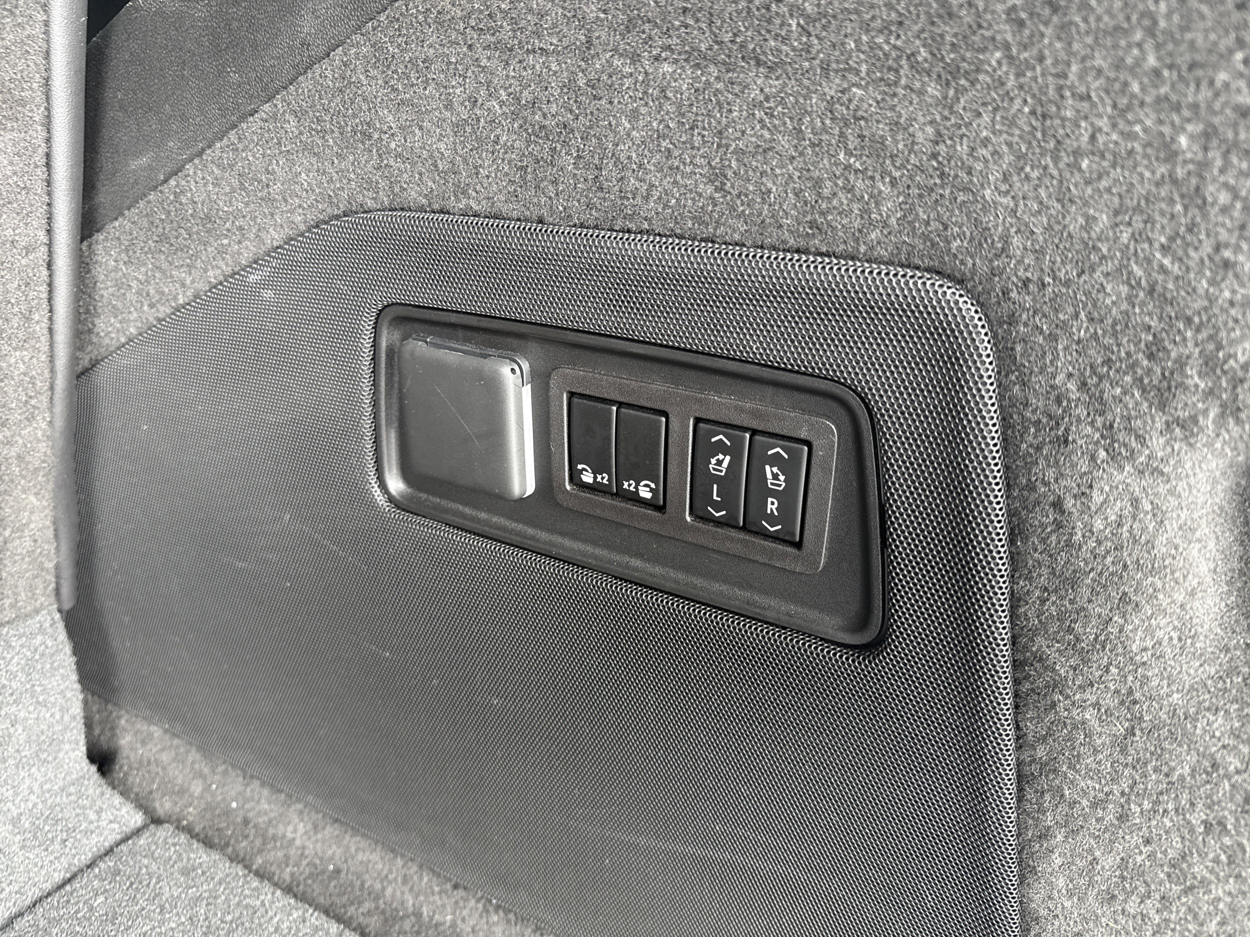 2023 Cadillac Escalade Base