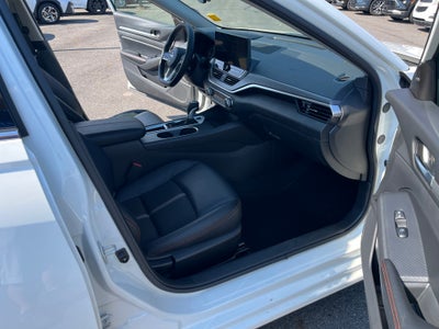 2026 Nissan Altima SR