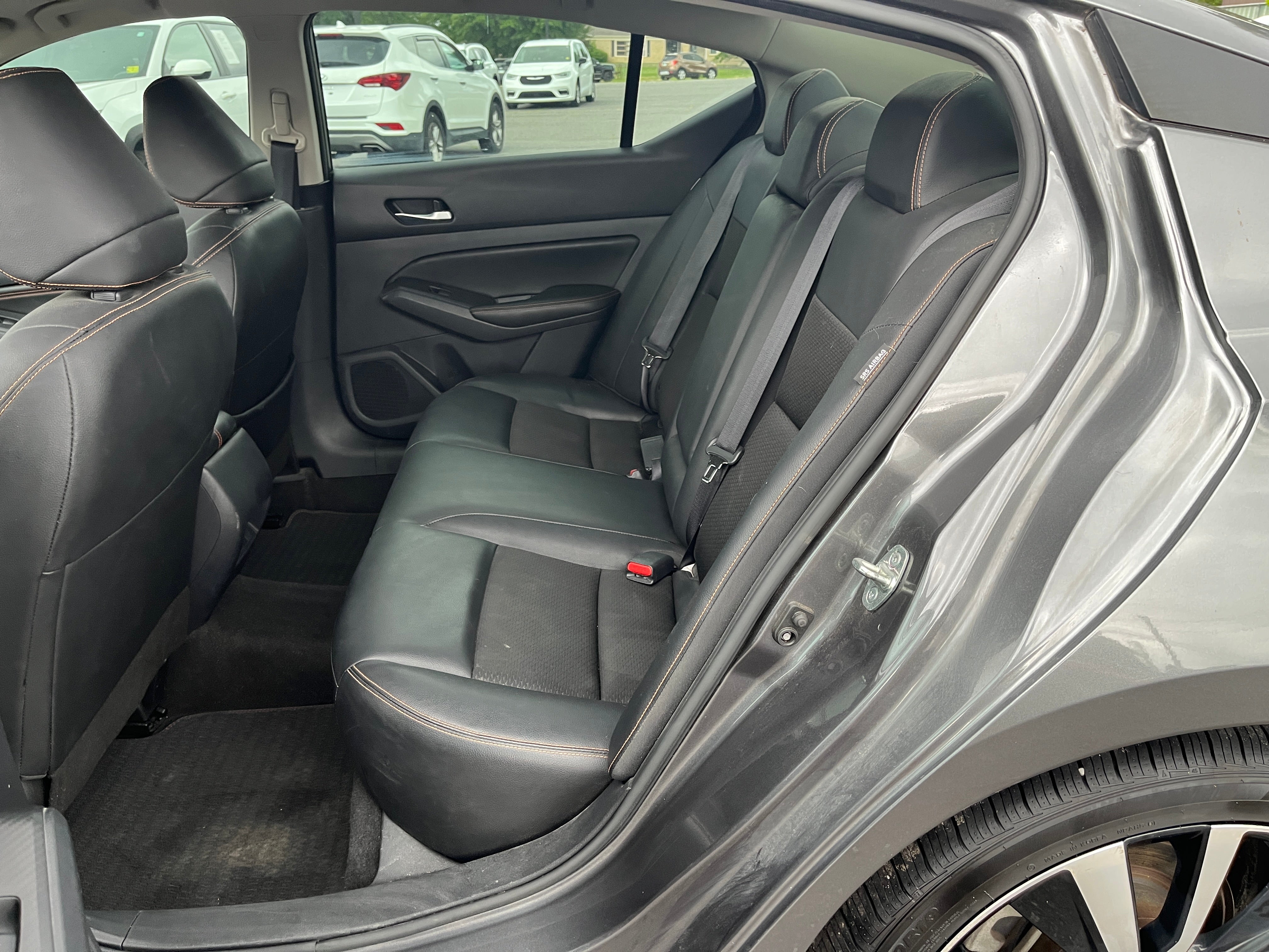 2022 Nissan Altima 2.5 SR