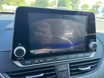 2025 Nissan Altima SR