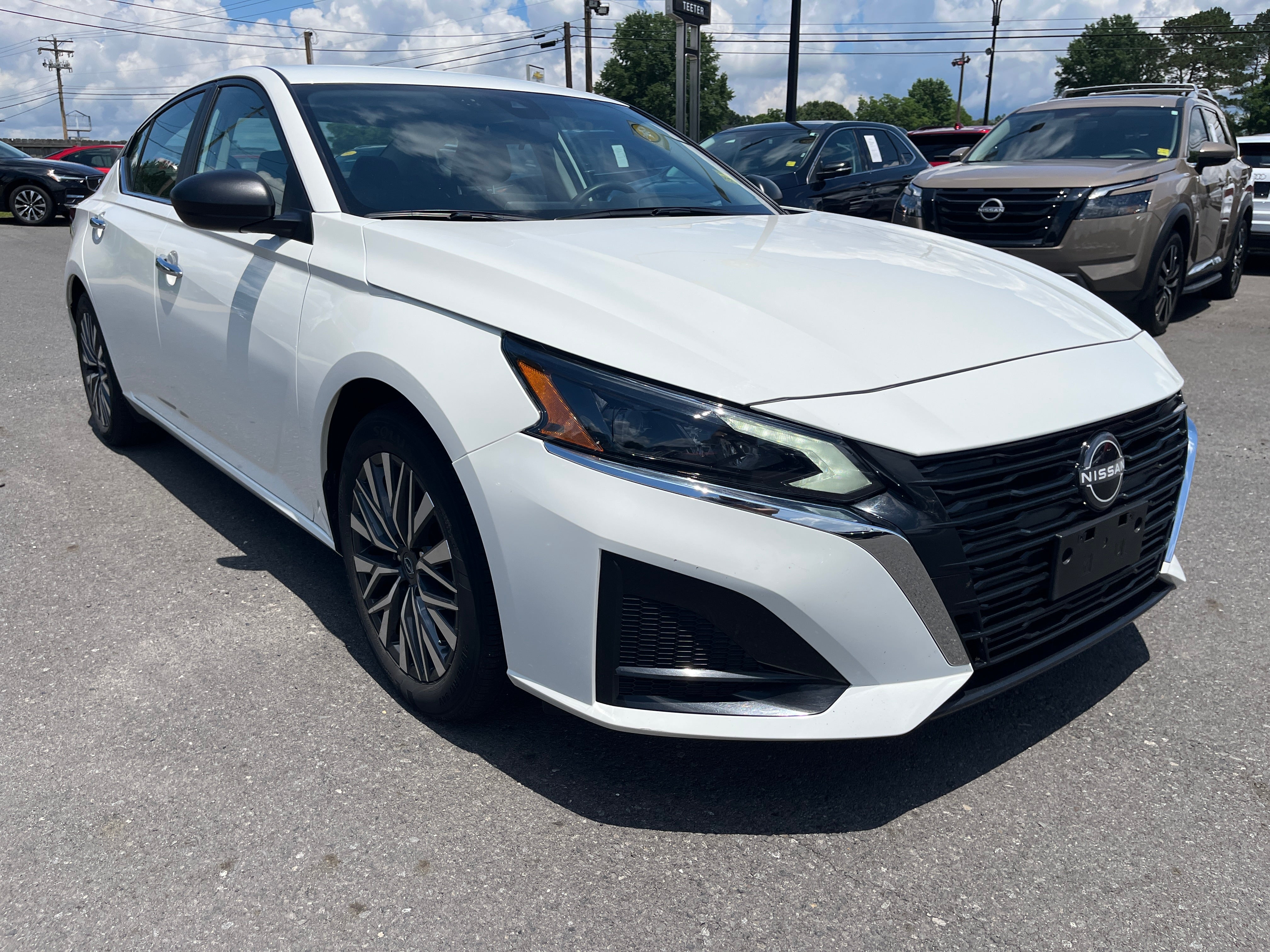 2025 Nissan Altima SV