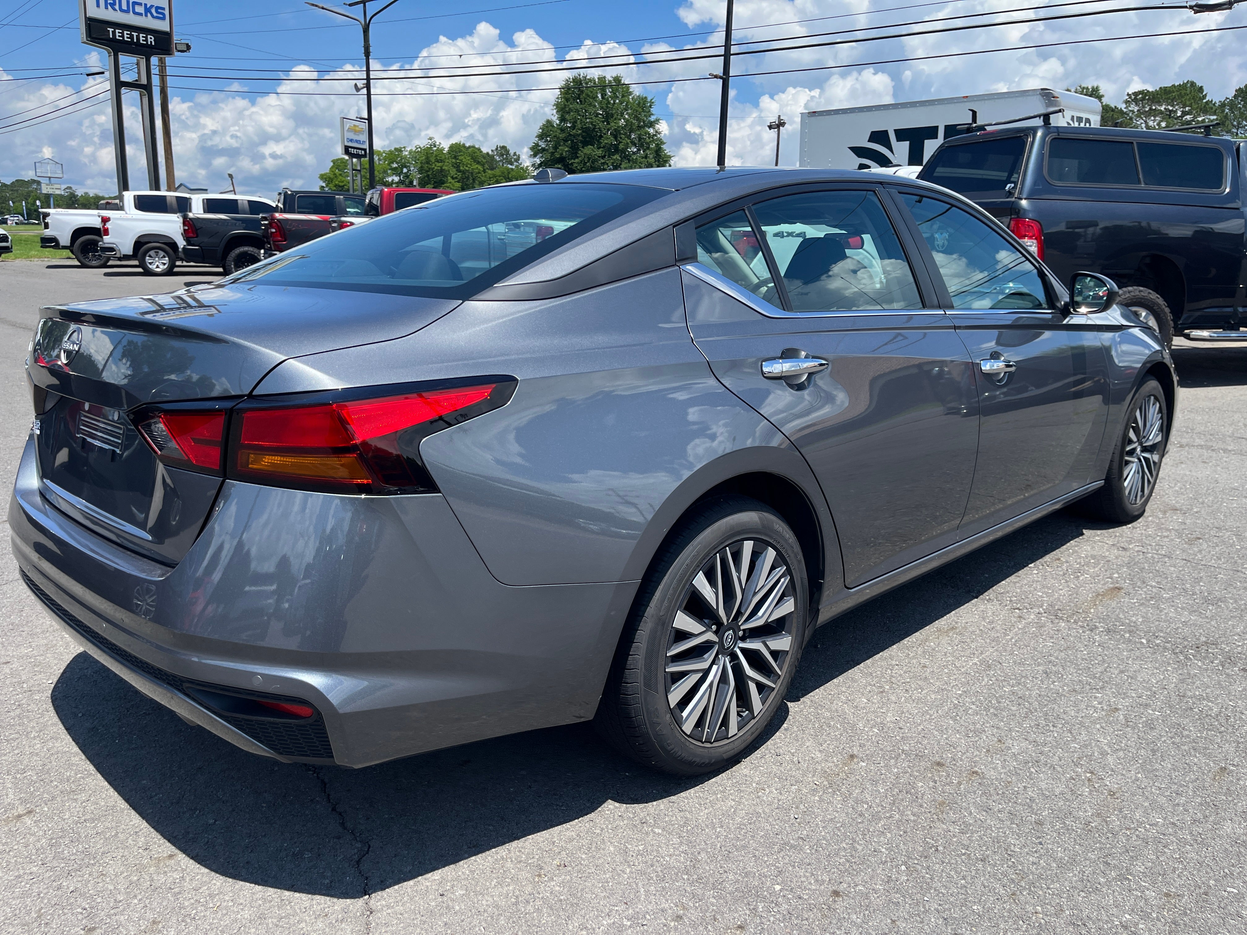 2025 Nissan Altima SV