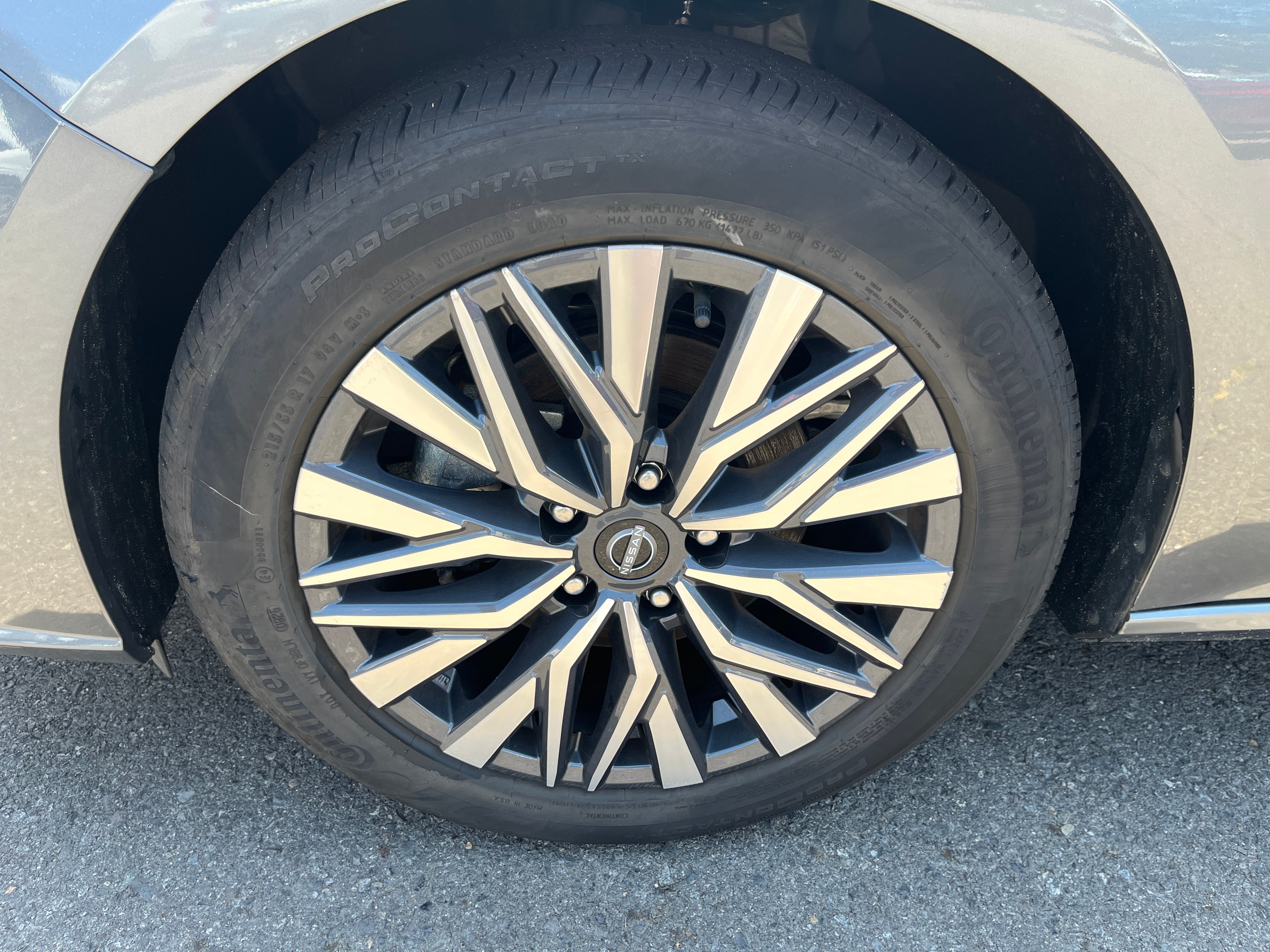 2025 Nissan Altima SV