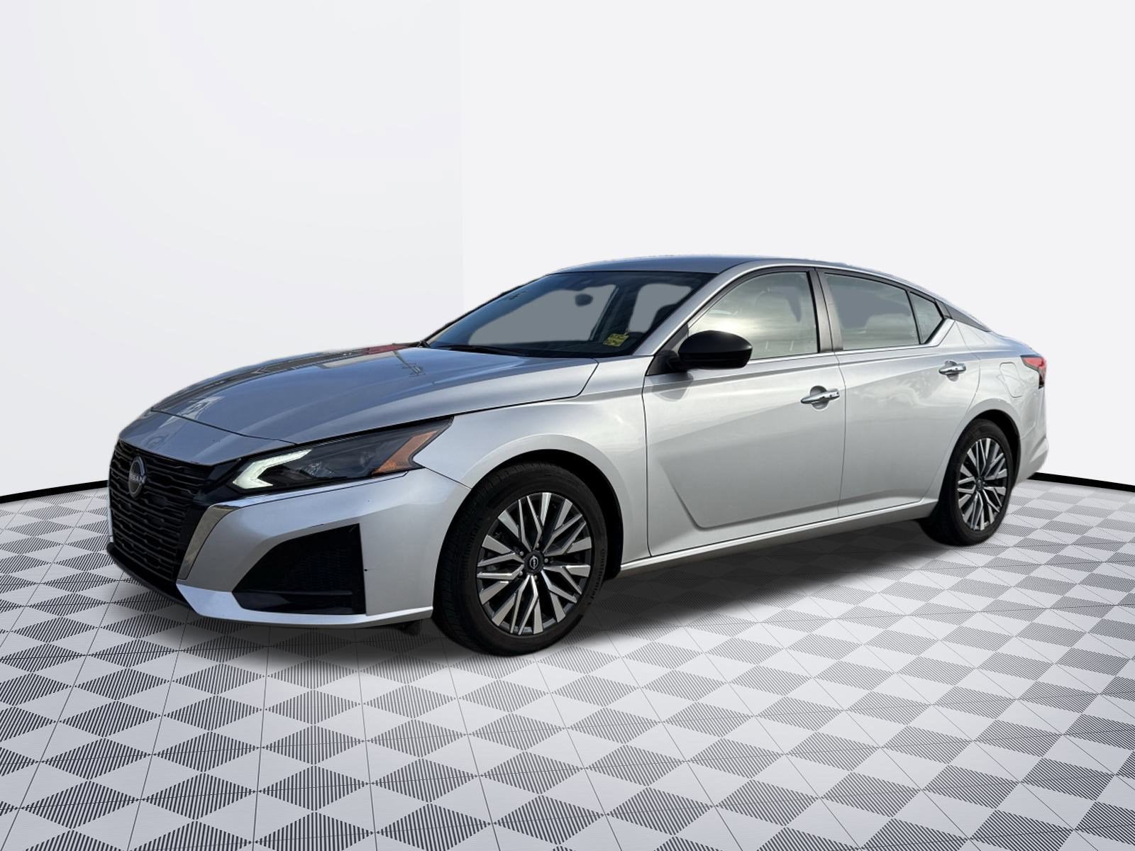 2024 Nissan Altima Base