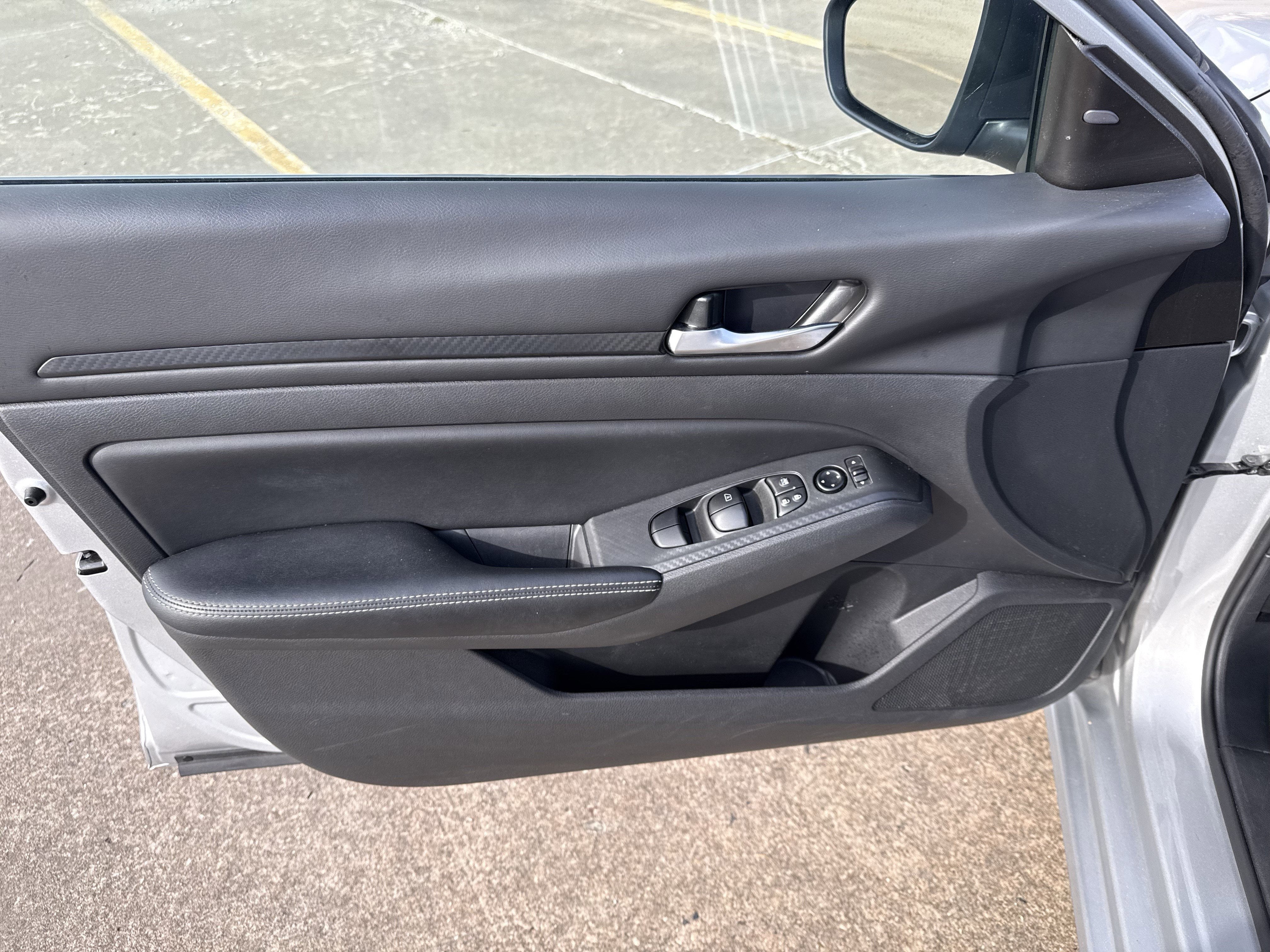 2024 Nissan Altima Base