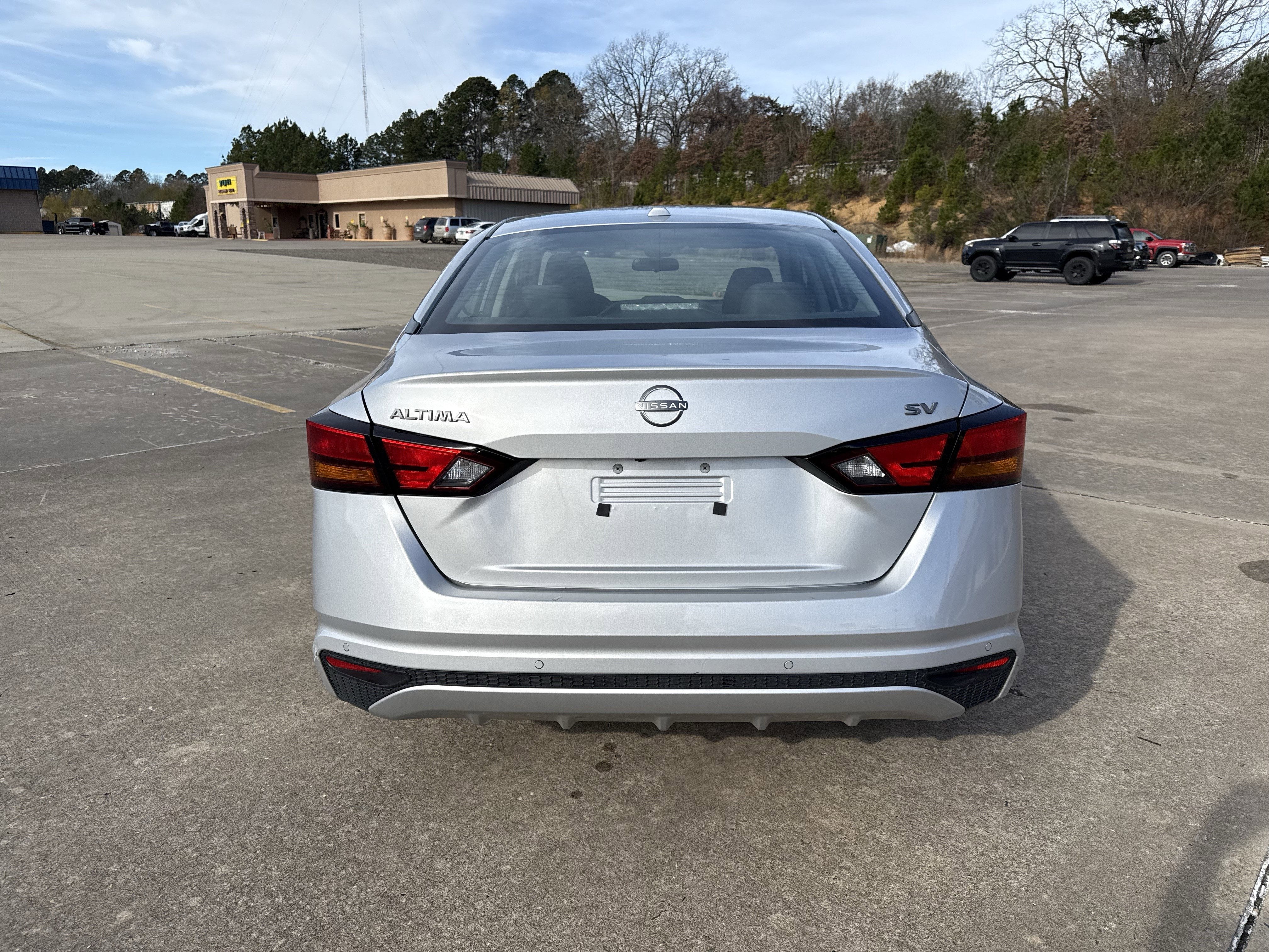 2024 Nissan Altima Base