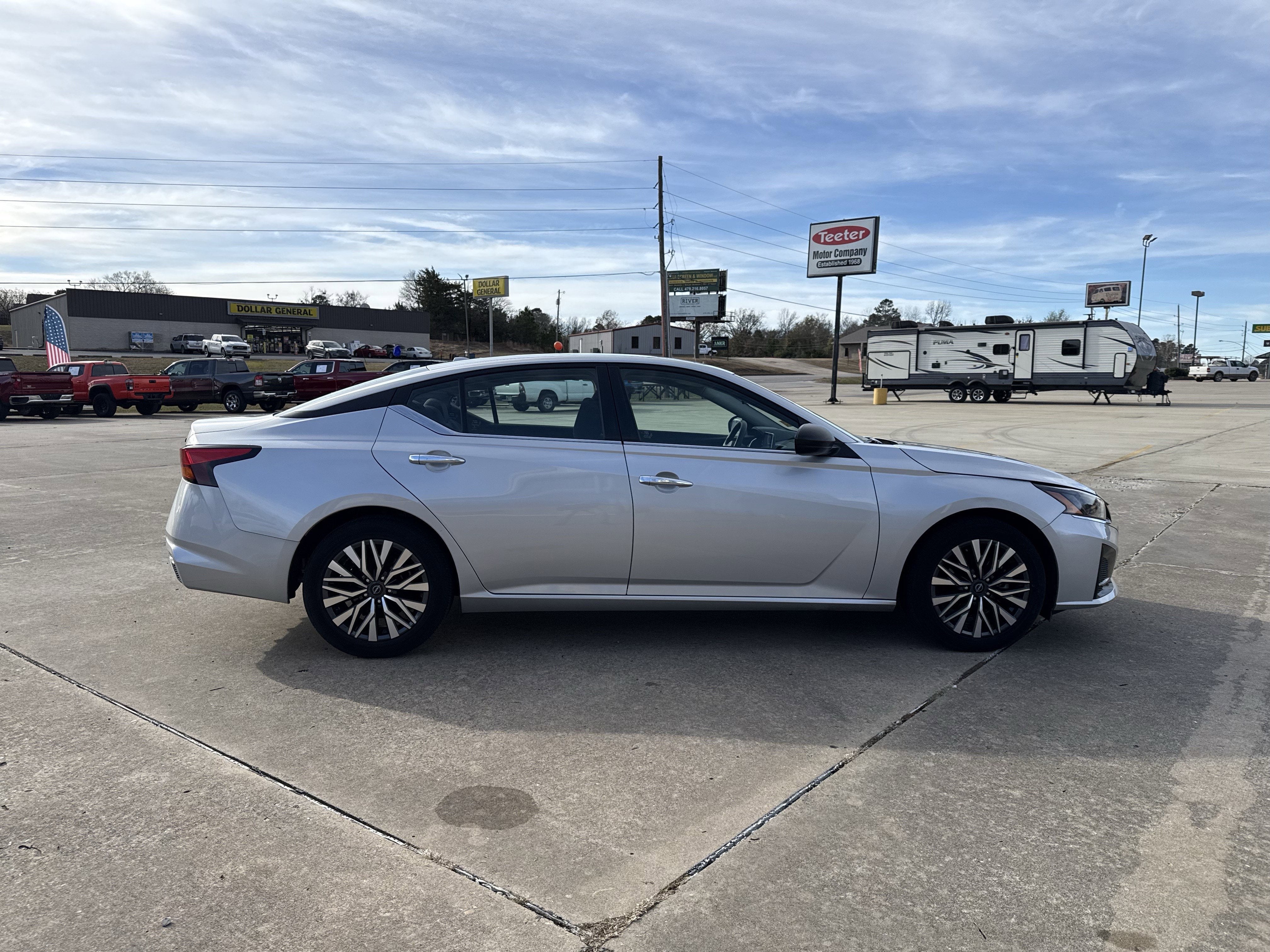 2024 Nissan Altima Base