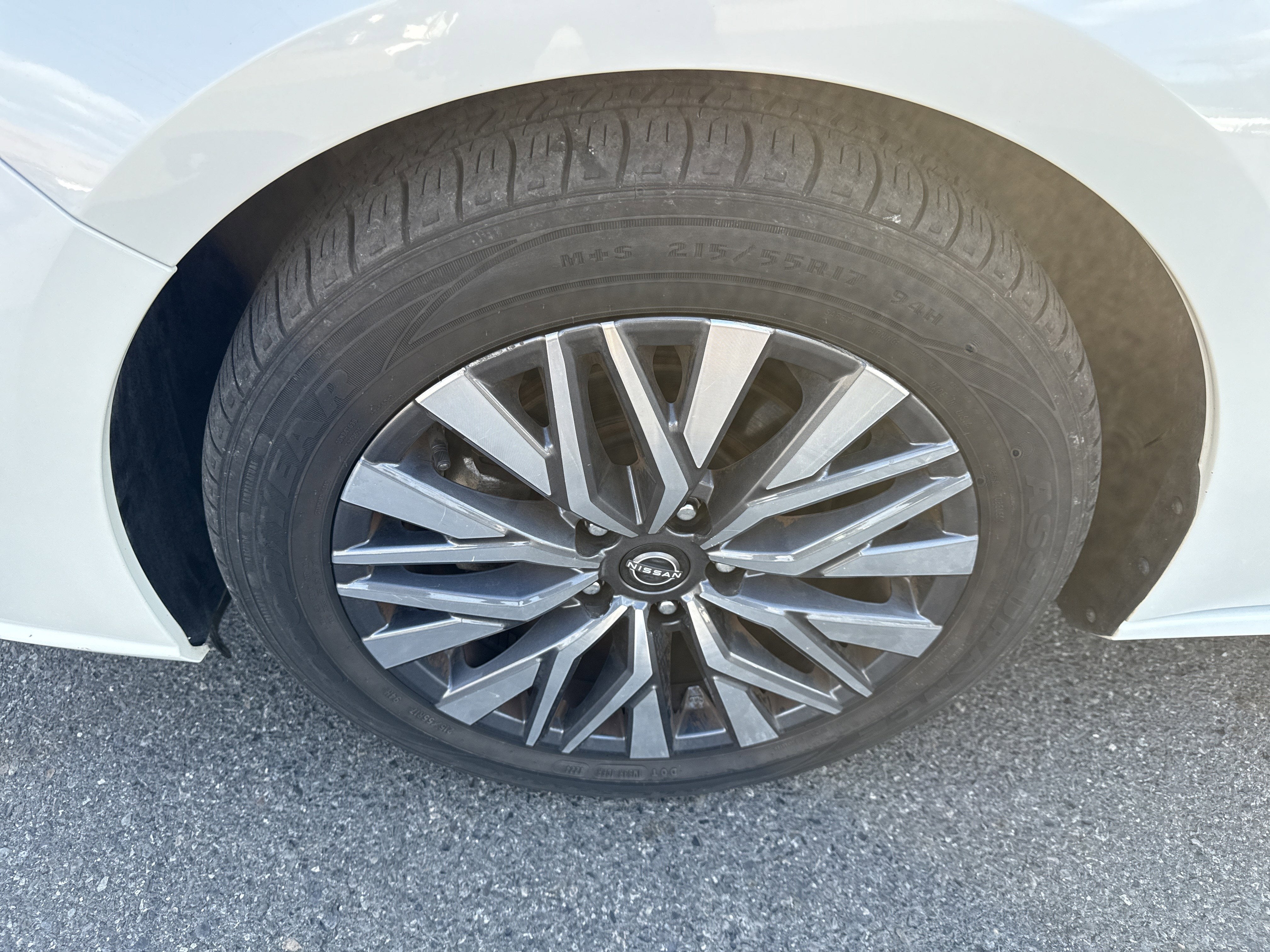 2023 Nissan Altima 2.5 SV