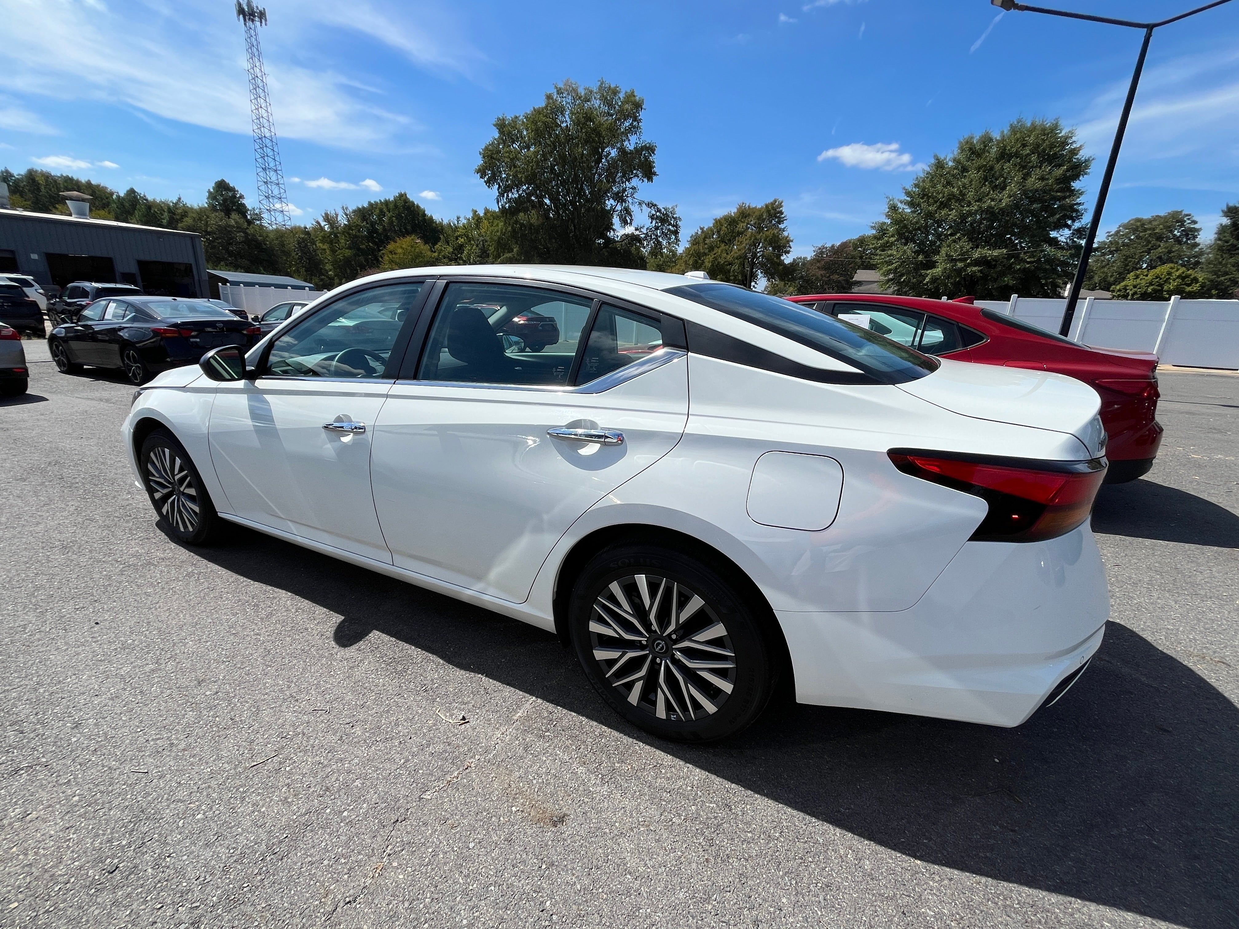 2025 Nissan Altima SV