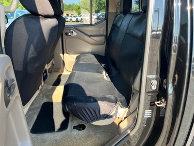 2015 Nissan Frontier SV