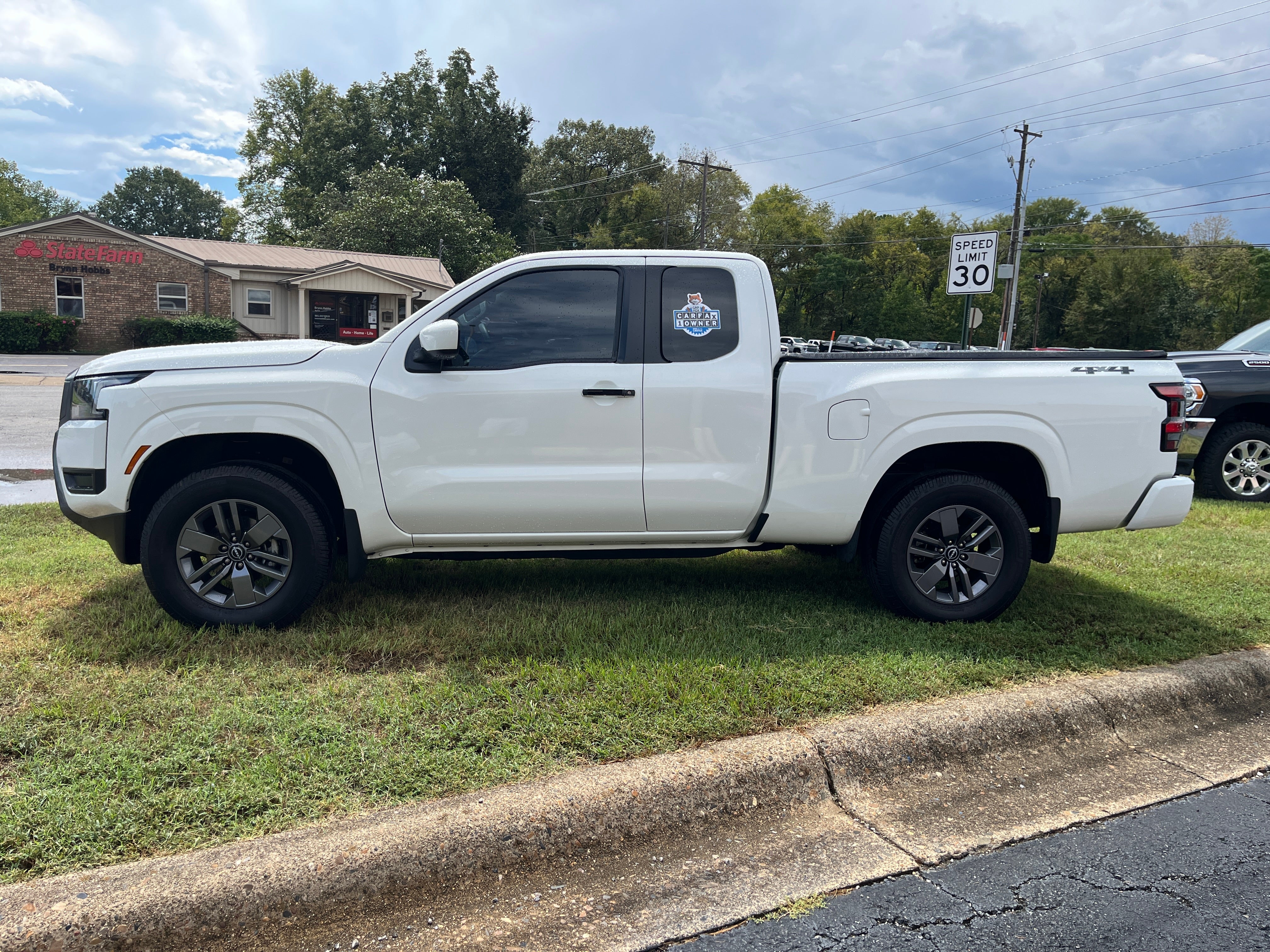 Used 2025 Nissan Frontier SV with VIN 1N6ED1CM8SN600976 for sale in Little Rock