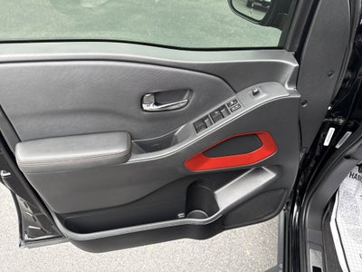 2023 Nissan Frontier Base