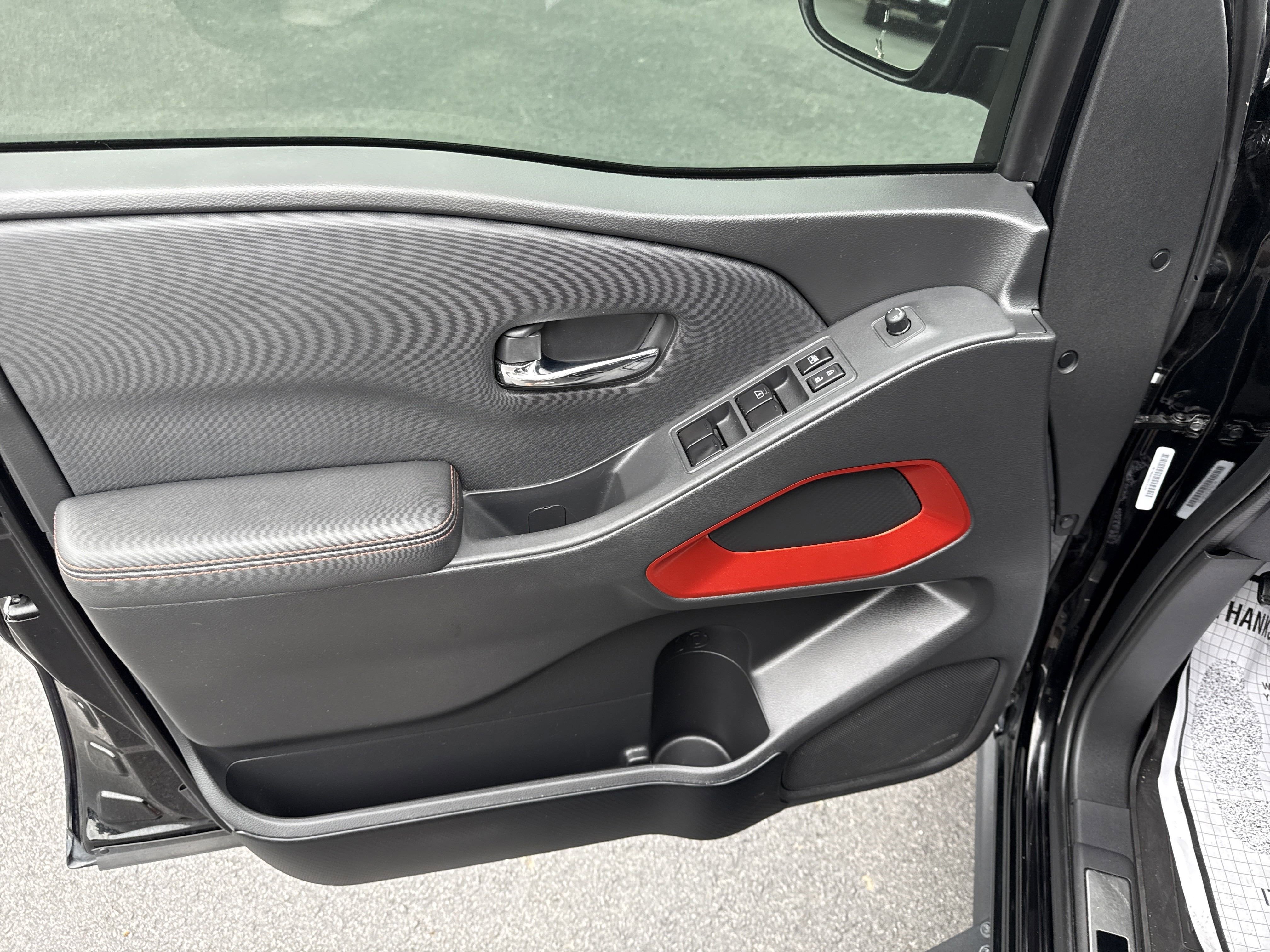 2023 Nissan Frontier Base