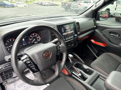 2023 Nissan Frontier Base