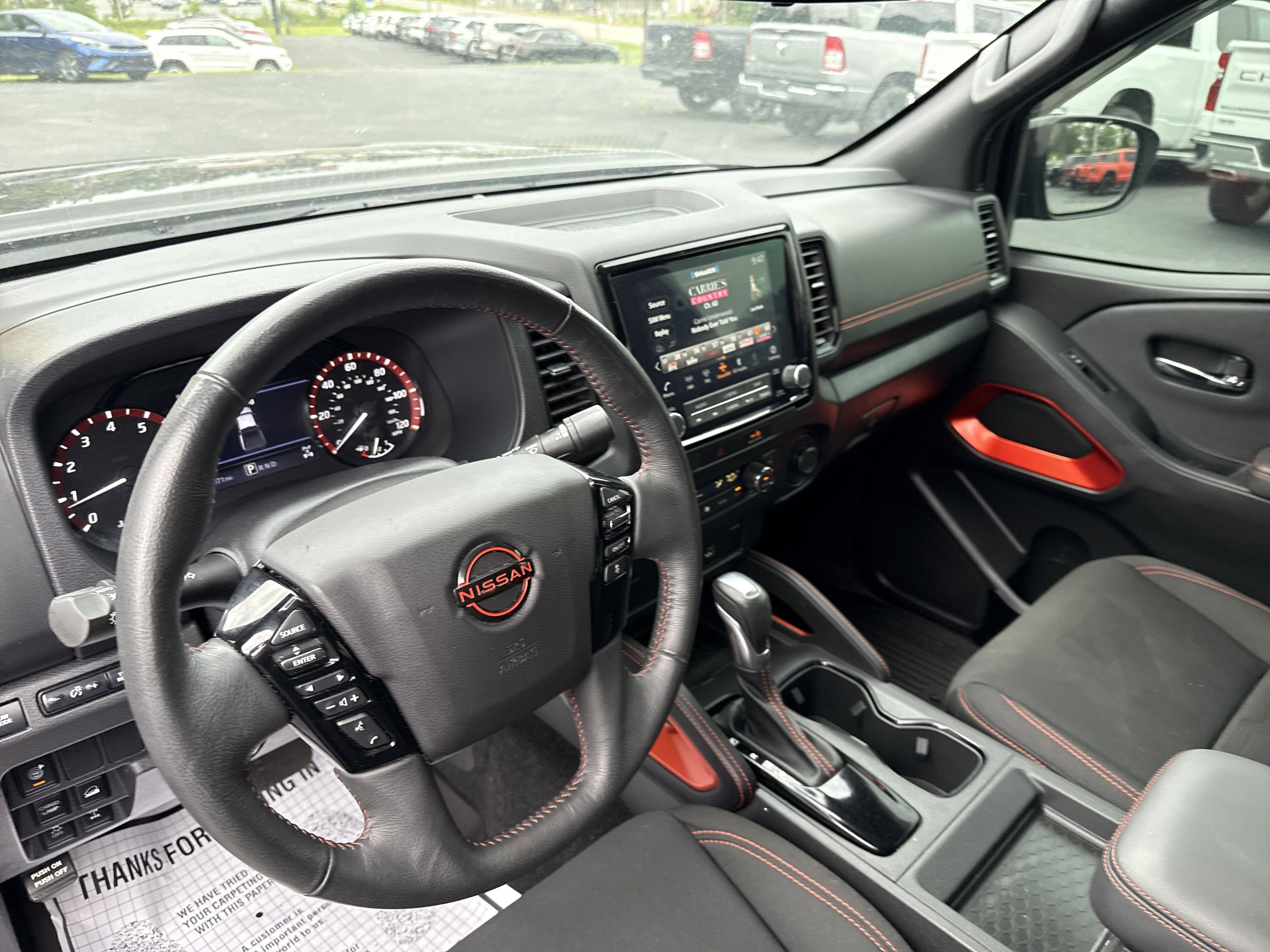 2023 Nissan Frontier Base