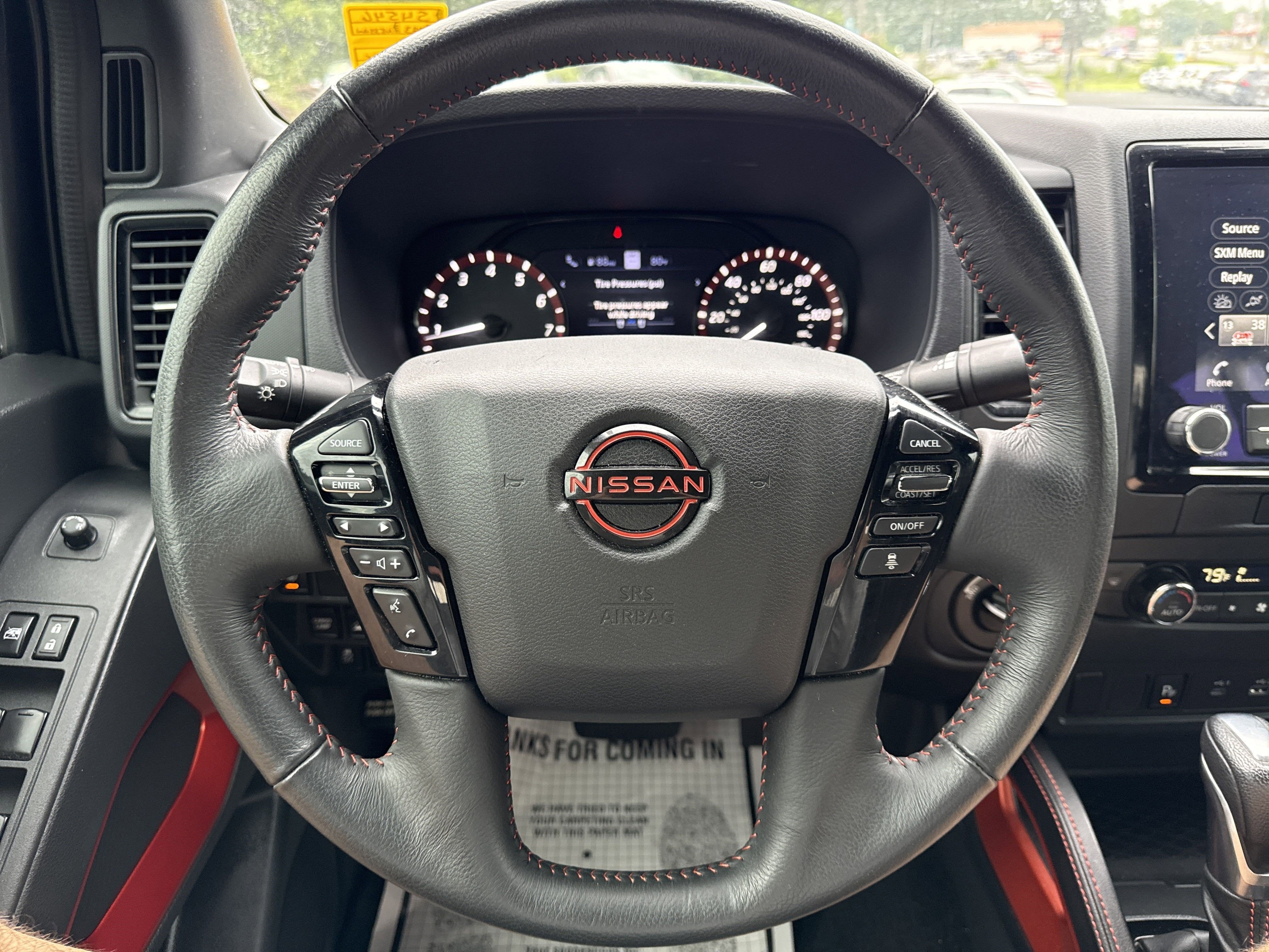 2023 Nissan Frontier Base