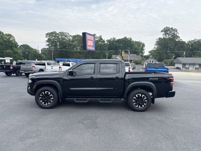 2023 Nissan Frontier Base