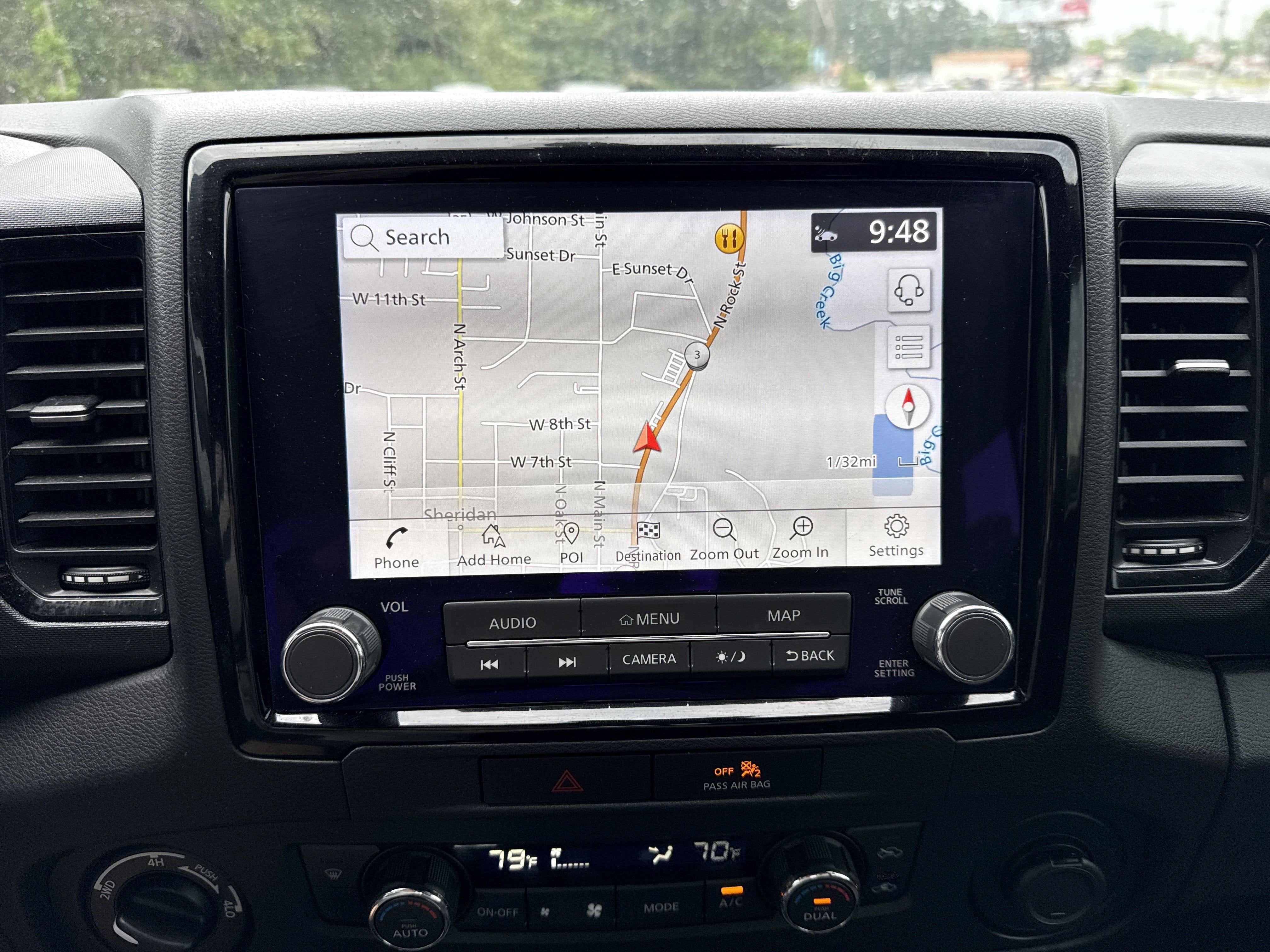 2023 Nissan Frontier Base